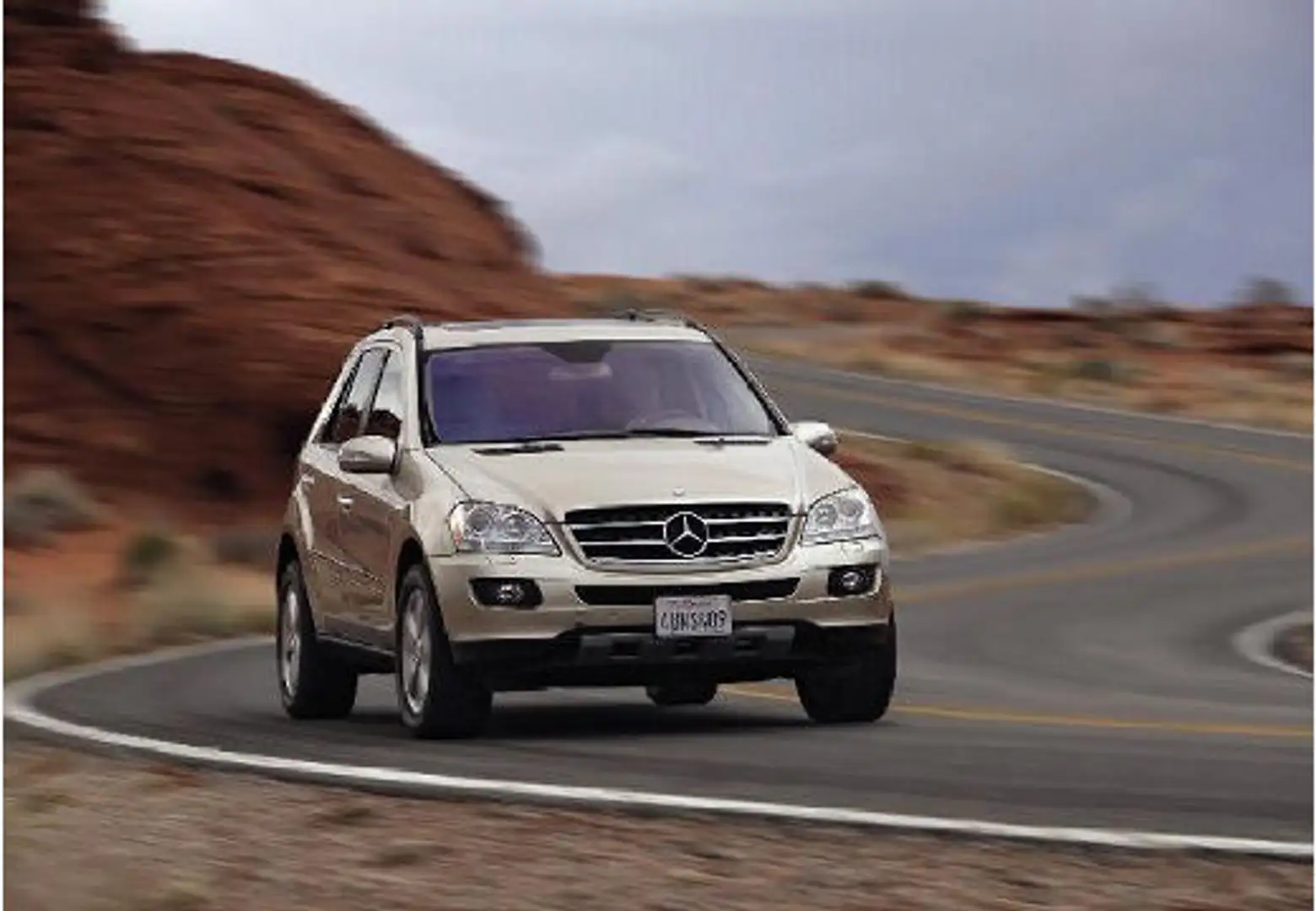 Mercedes-Benz ML 500 Aut. Schwarz - 1