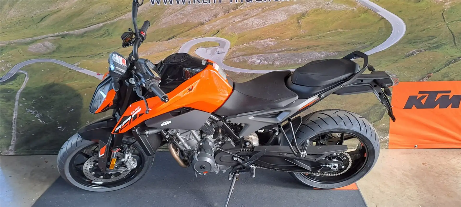 KTM 790 Duke - 1