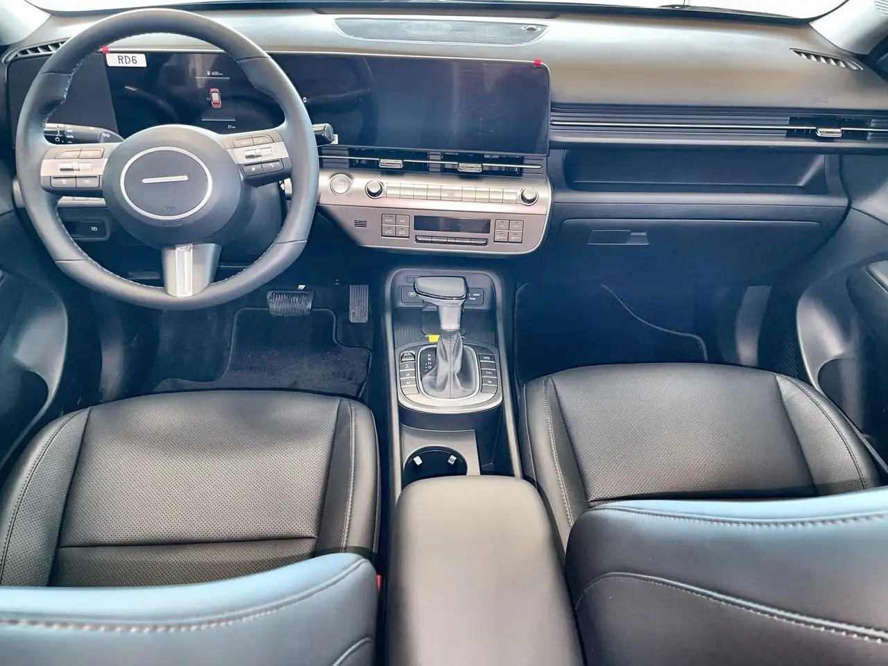 Hyundai KONA снимка Hyundai KONA
