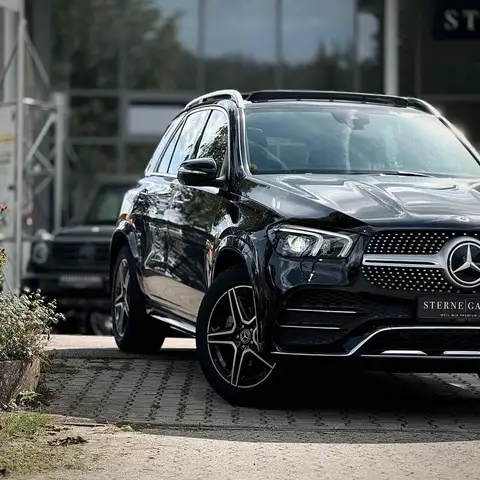 Mercedes-Benz GLE 300 D/BURMESTER/MEMORY/360°/PANO
