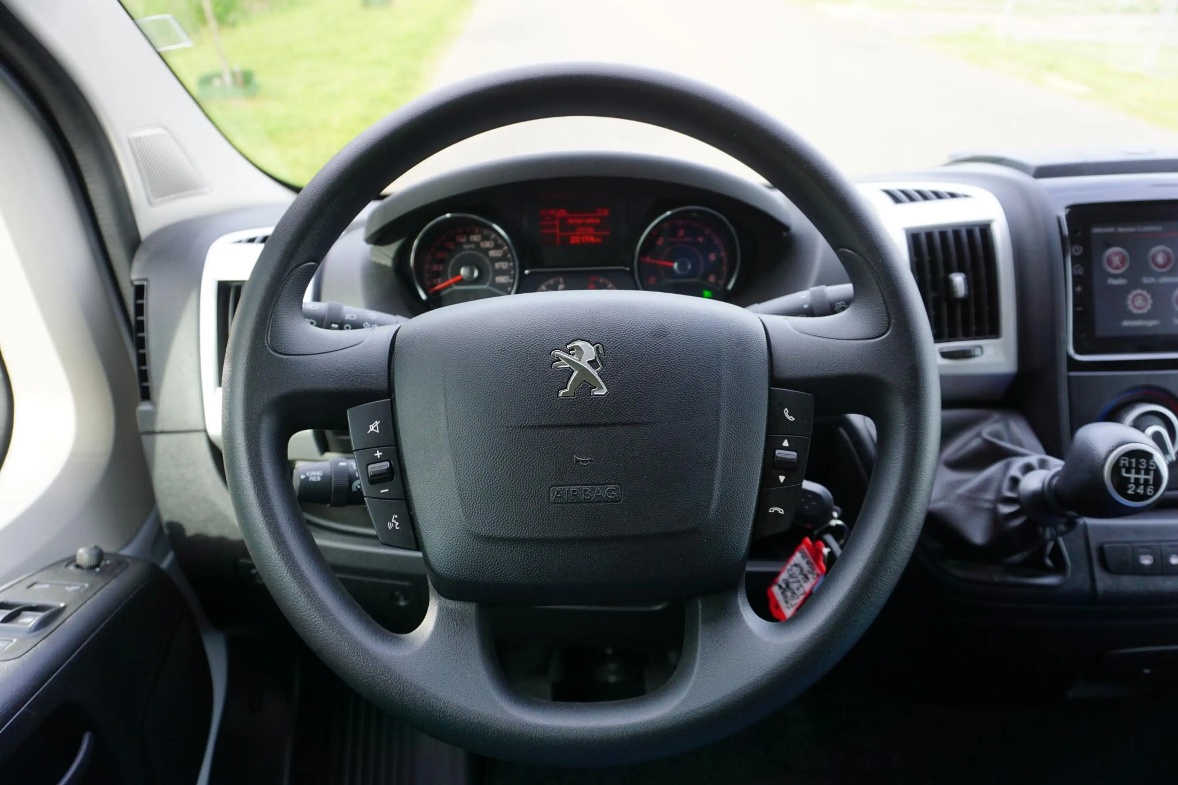 Peugeot Boxer 2.2 BlueHDi 140 L3H2 3.5t in Topstaat |Camera |Cru — photo 9