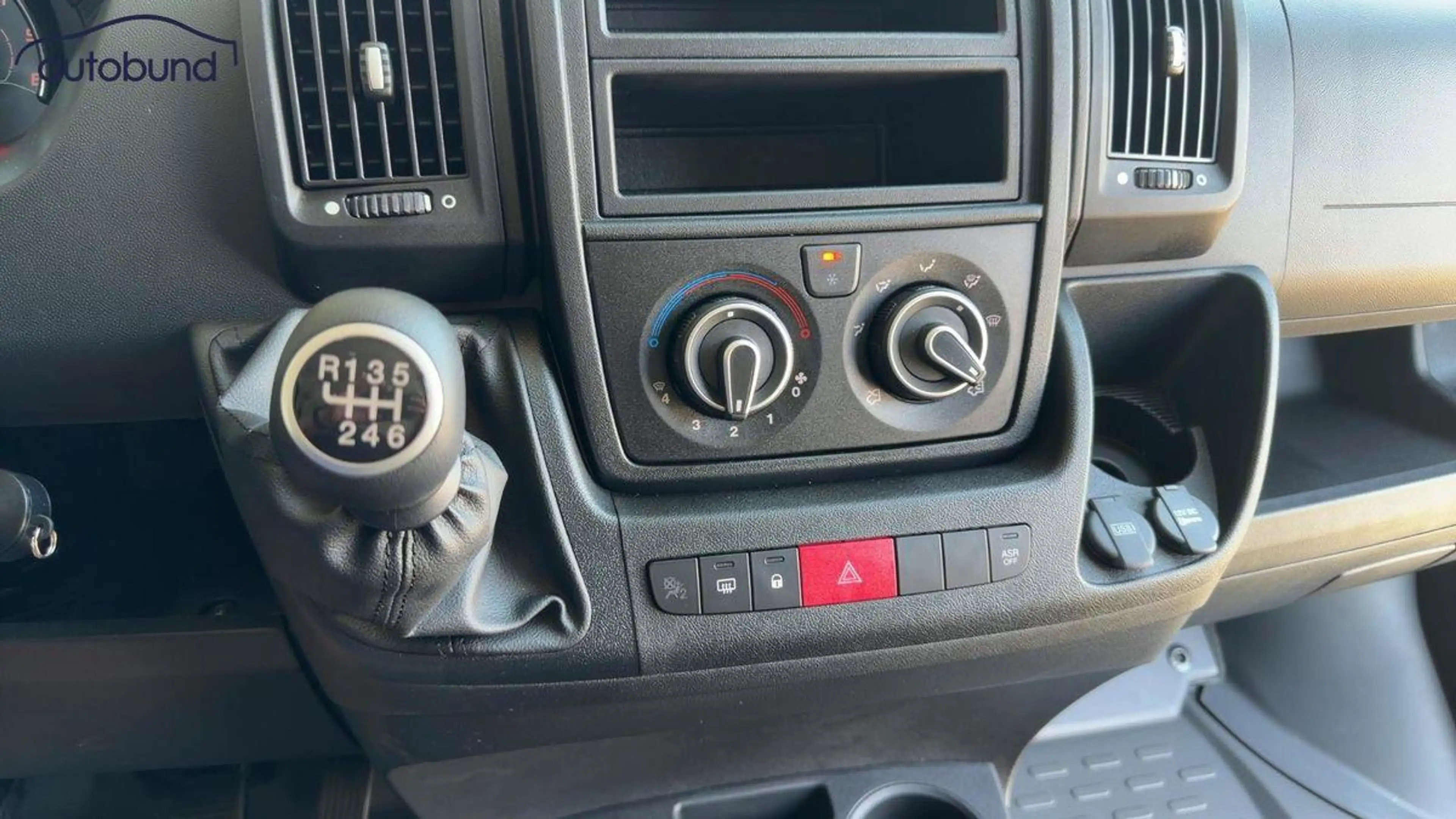 Citroen Jumper III 35 2,2 BlueHDI L3H2 — photo 11