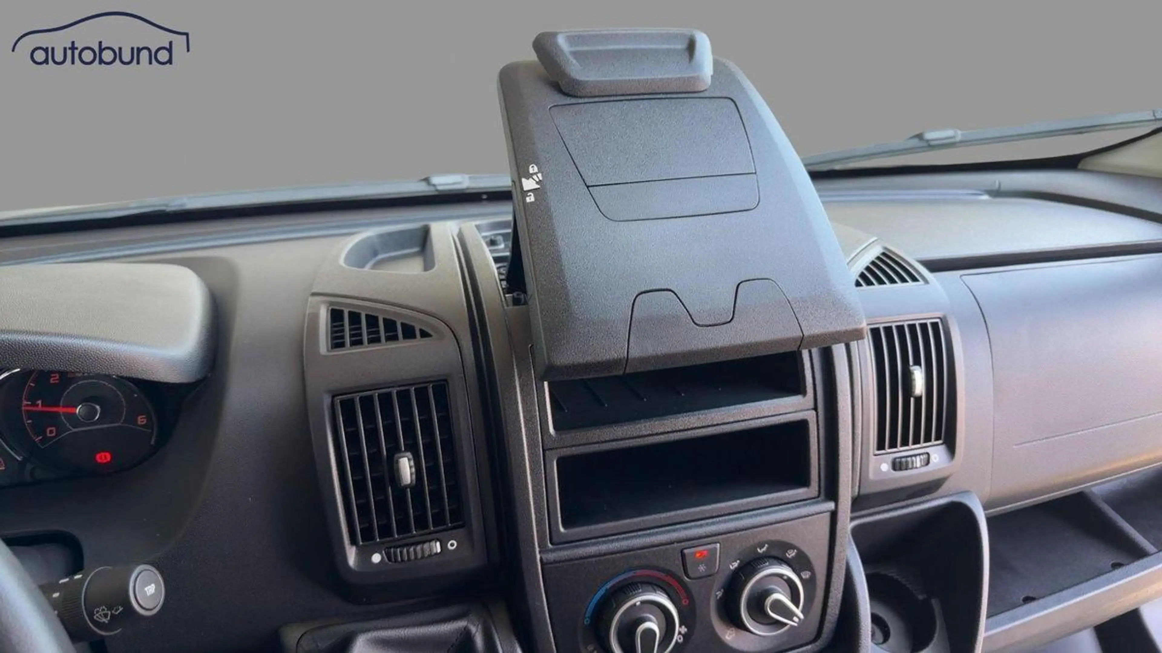 Citroen Jumper III 35 2,2 BlueHDI L3H2 — photo 12