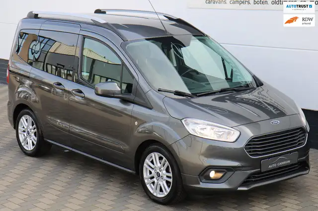 Ford Tourneo Courier 1.0 Titanium Distributie Verv. Carplay