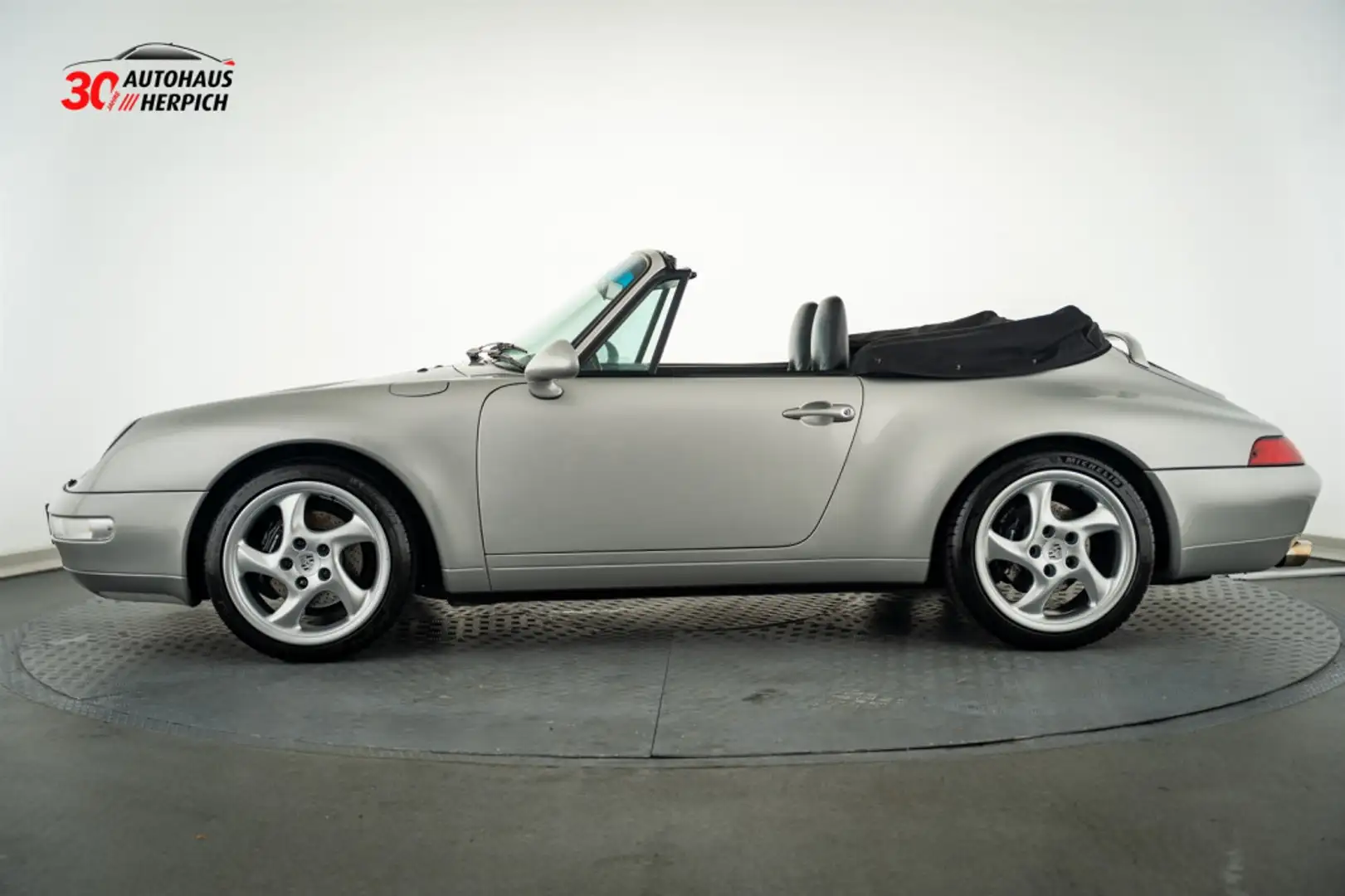 Porsche 993 Carrera Cabriolet 6-Gang Handschalter Noir - 2