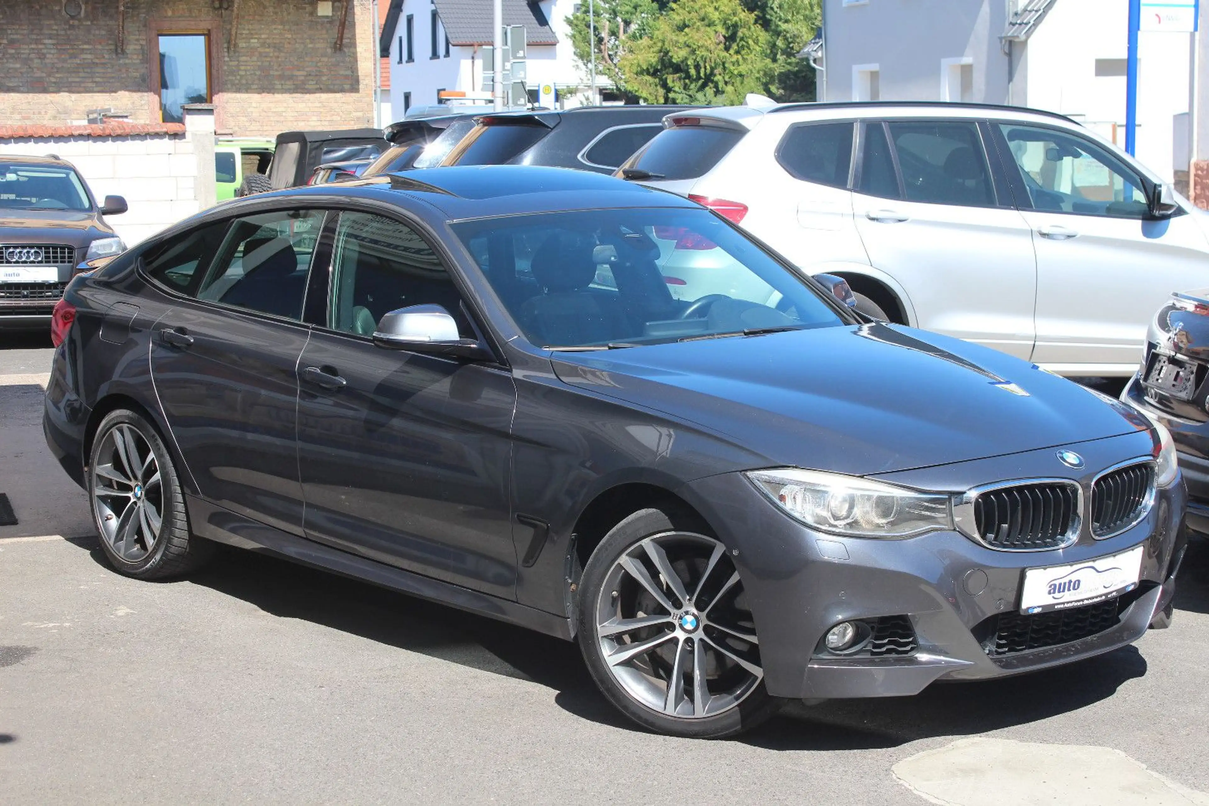 BMW 335 i GT xDrive M-Sport*Panorama*360°*HuD*H&K... — photo 4