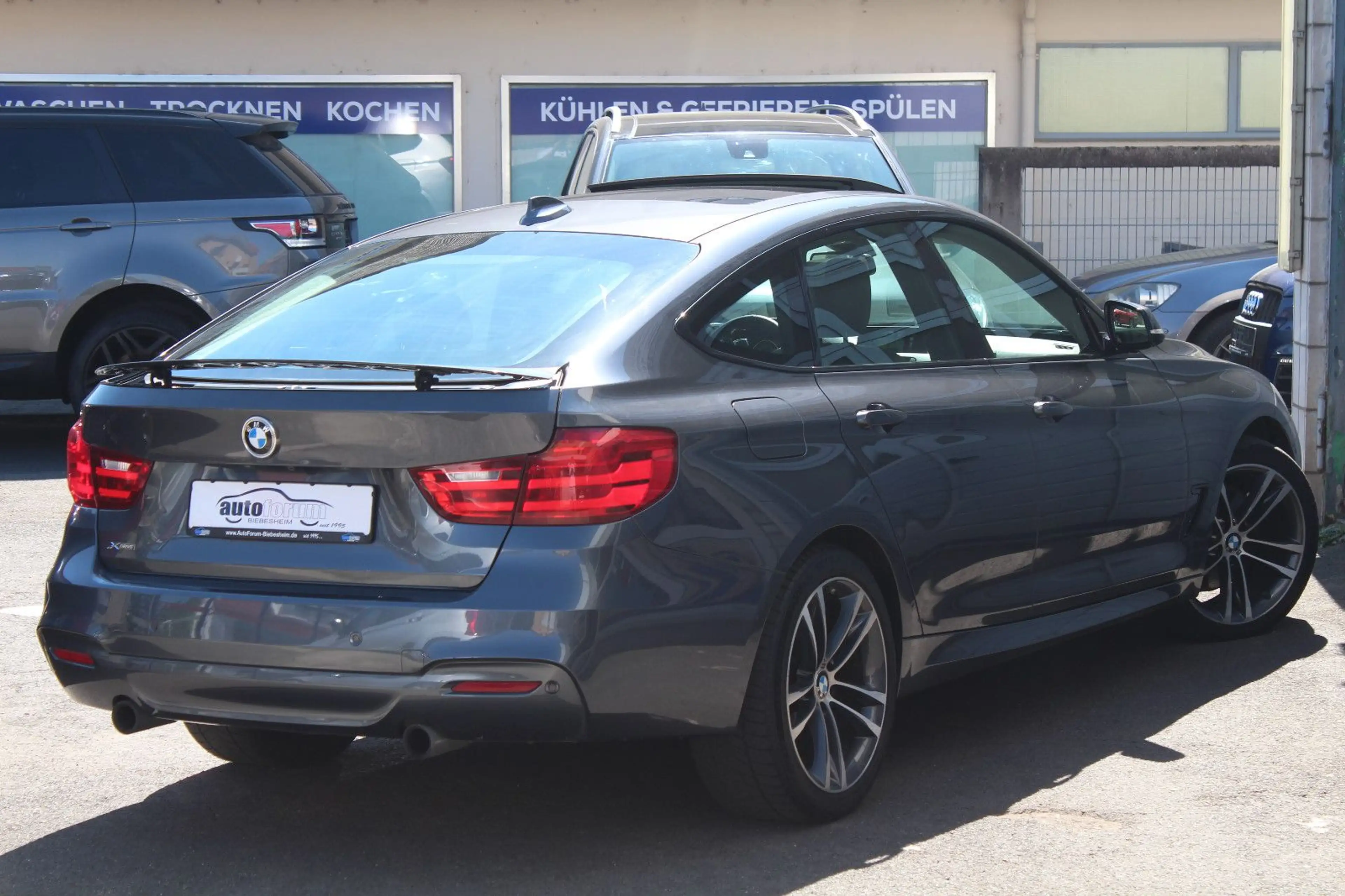 BMW 335 i GT xDrive M-Sport*Panorama*360°*HuD*H&K... — photo 5