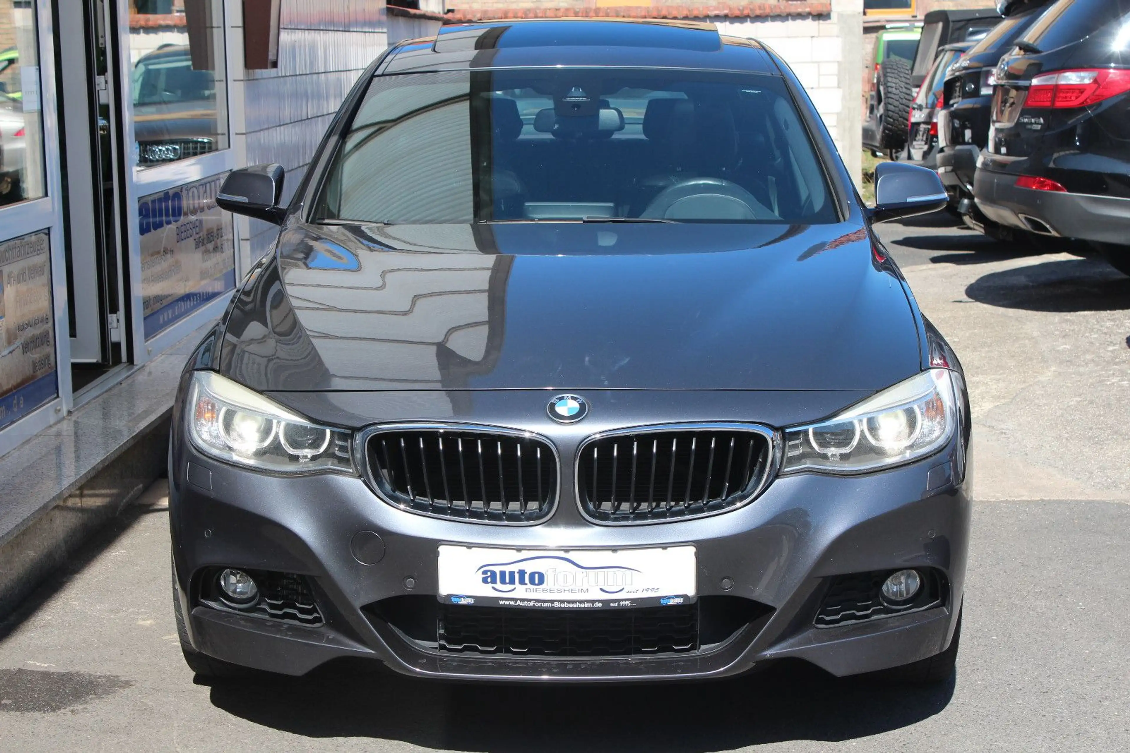 BMW 335 i GT xDrive M-Sport*Panorama*360°*HuD*H&K... — photo 3