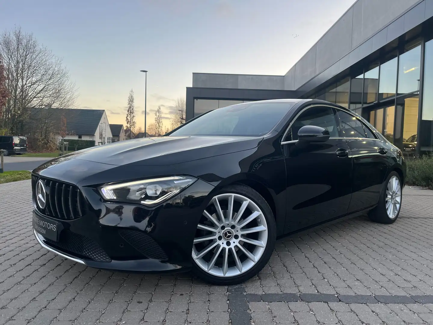 Mercedes-Benz CLA 180 CLA 180 7G-DCT Coupé Sportzetels/Carplay/CAM... Black - 2