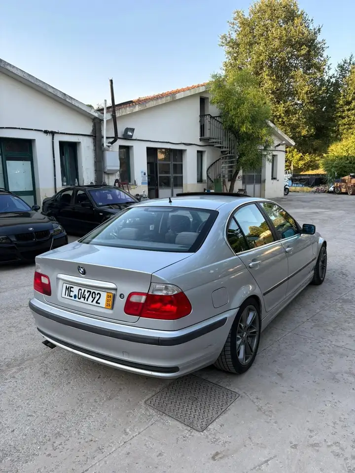 BMW 328i, foto 2