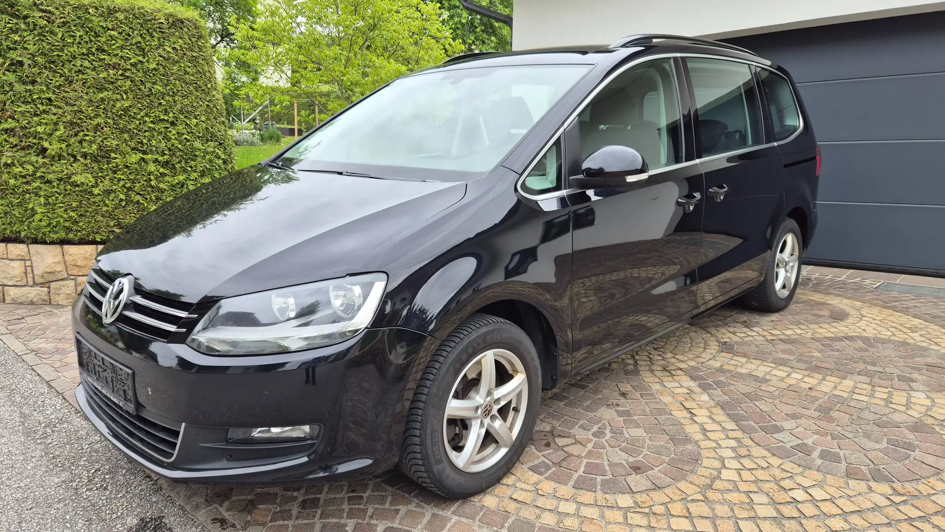 Volkswagen Sharan Sharan Comfortline BMT 2,0 TDI DPF DSG Comfortline Schwarz - 1