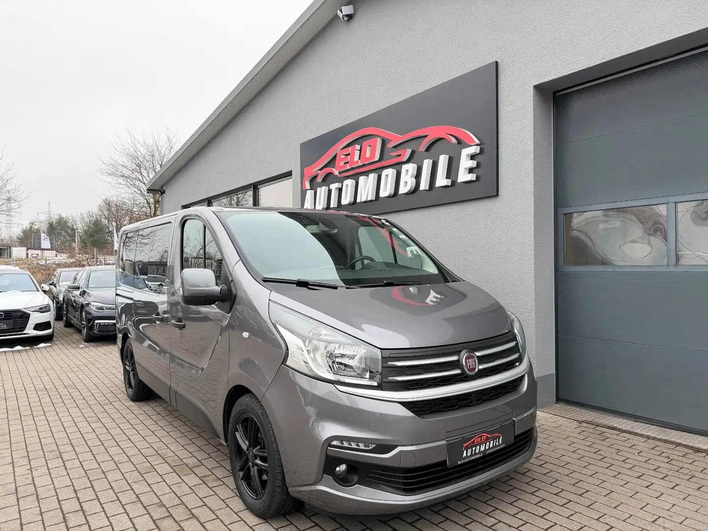 Fiat Talento Kombi L1H1 1,2t Family*AHK*Keyless*Navi* Grau - 1