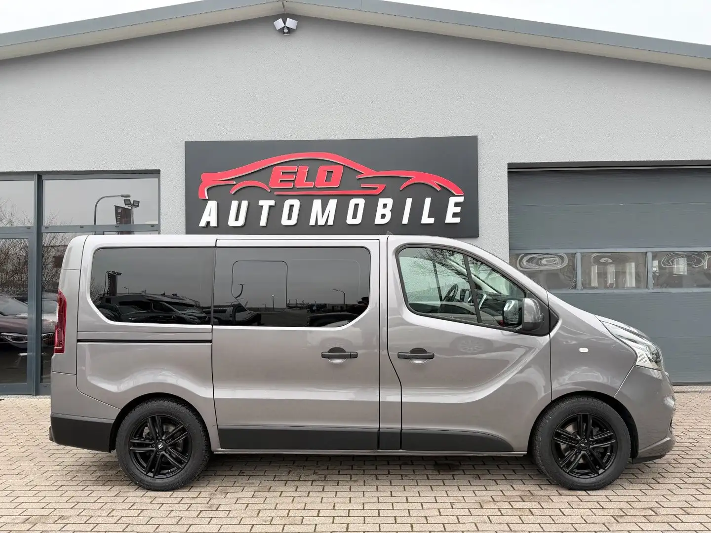 Fiat Talento Kombi L1H1 1,2t Family*AHK*Keyless*Navi* Grau - 2
