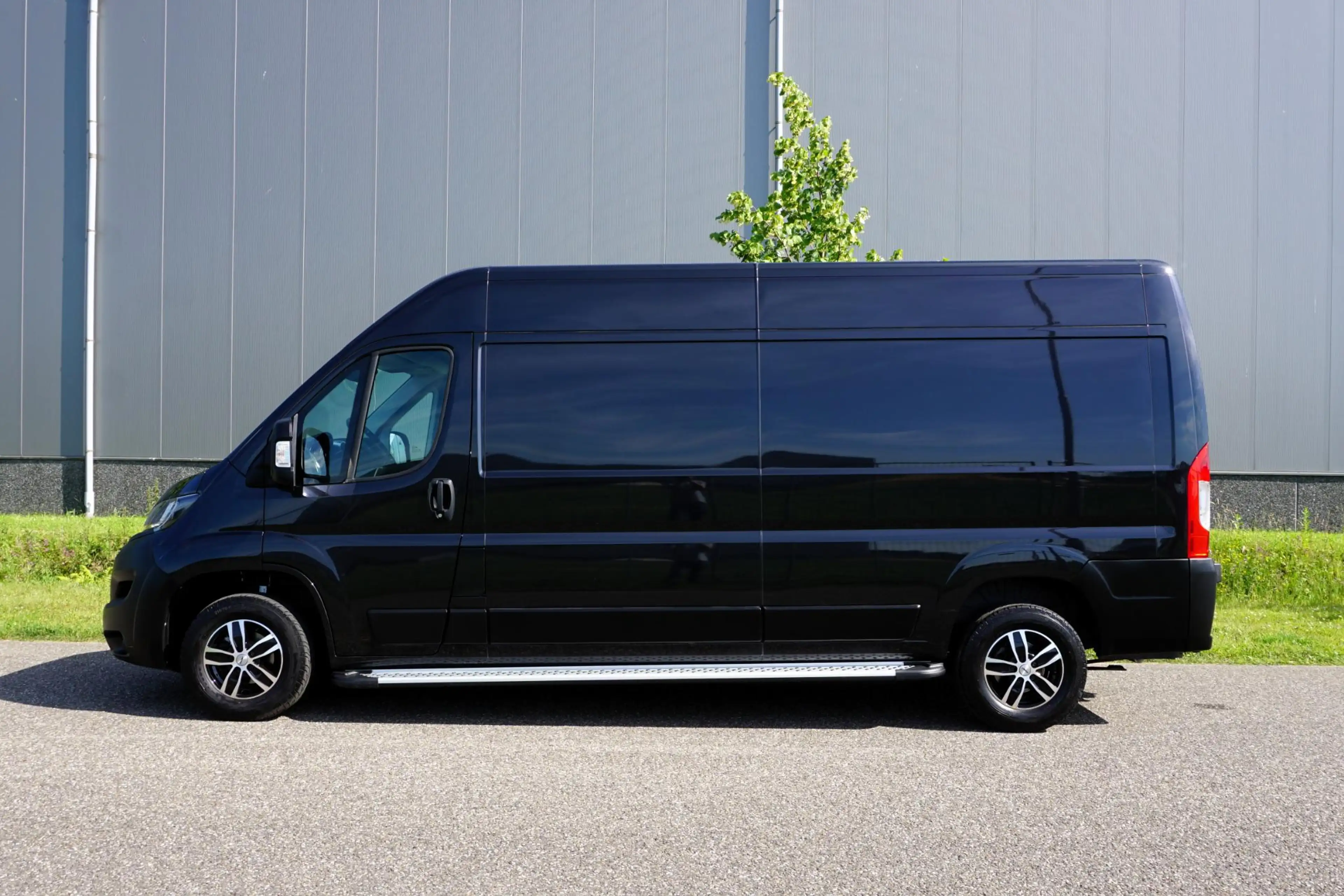 Peugeot Boxer 2.2 BlueHDi 165 L3H2 3.5t in nieuwstaat |Trekhaak — photo 5