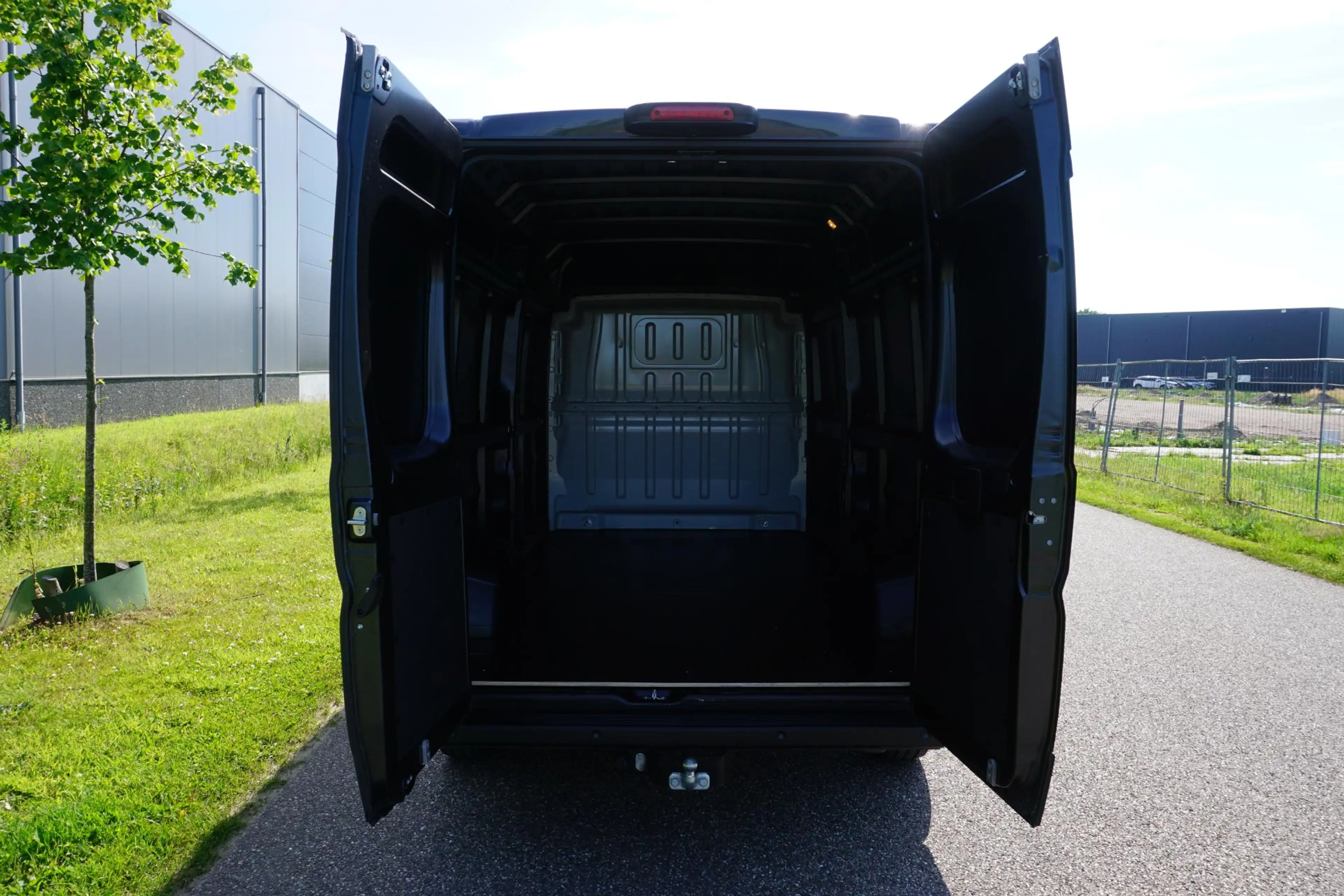 Peugeot Boxer 2.2 BlueHDi 165 L3H2 3.5t in nieuwstaat |Trekhaak — photo 15