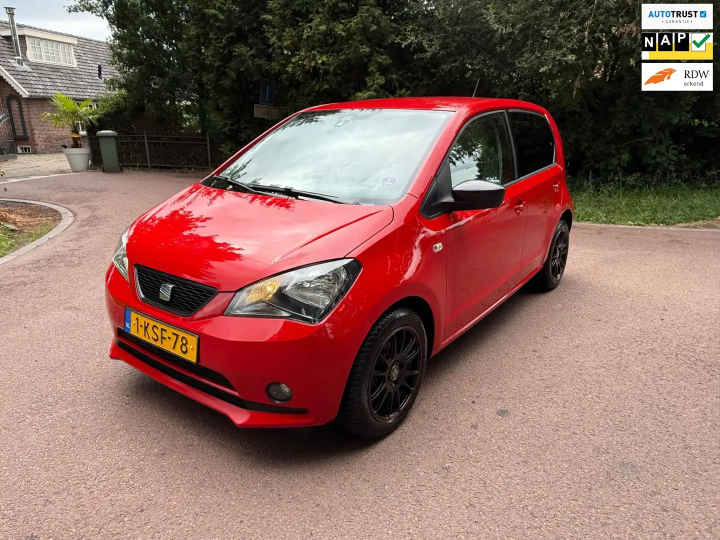 SEAT Mii 1.0 Chill Out / Navi / Airco / PDC / NAP / Apk / 5 Rood - 1