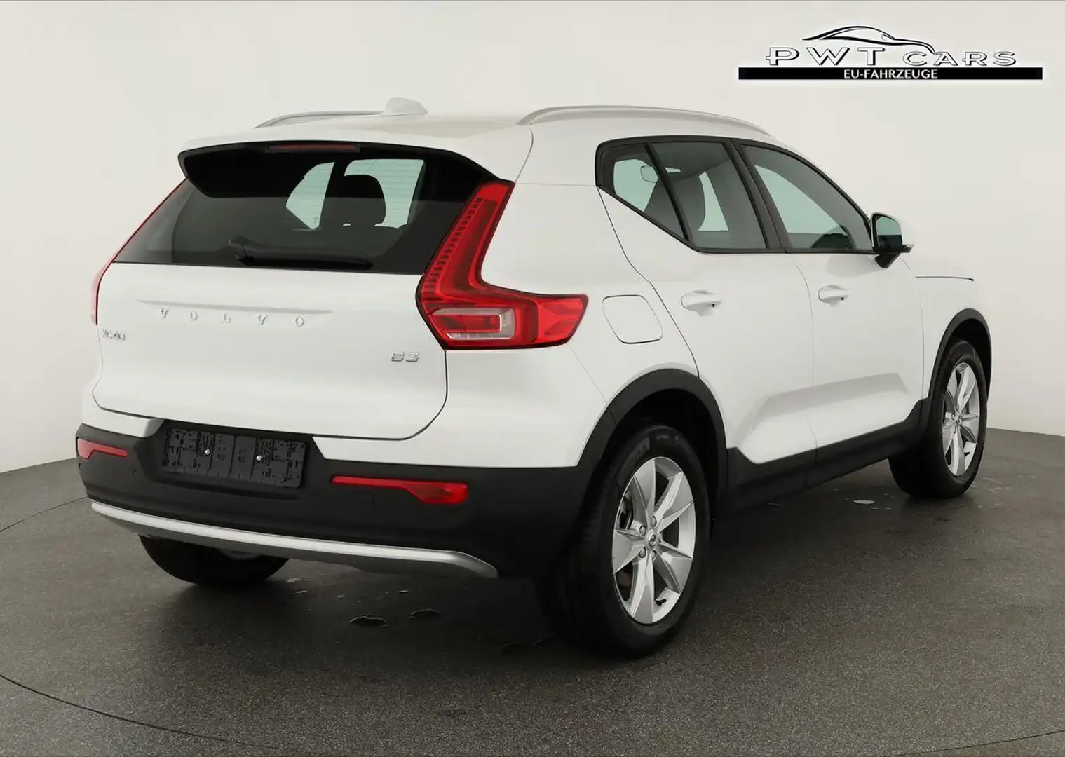 Volvo XC40 Core 2WD B3 Mild-Hybrid Core, AHK, Navi, LED, W... Weiß - 2