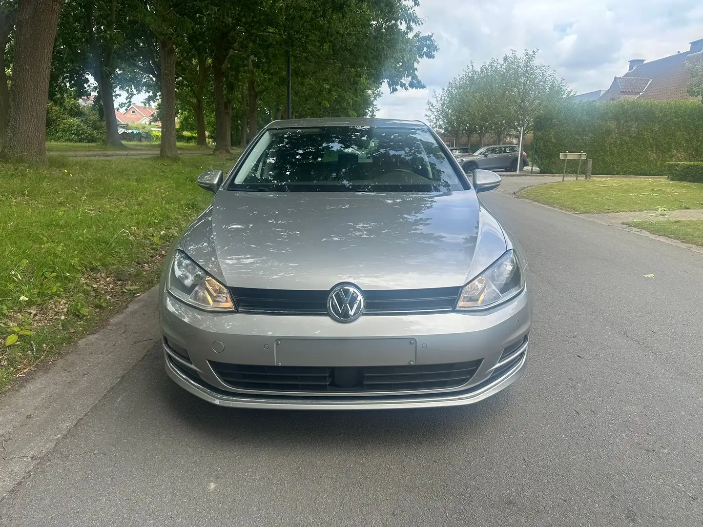 Volkswagen Golf 1.2 TSI Allstar/ad cruise /car play/sportseat. Gris - 2