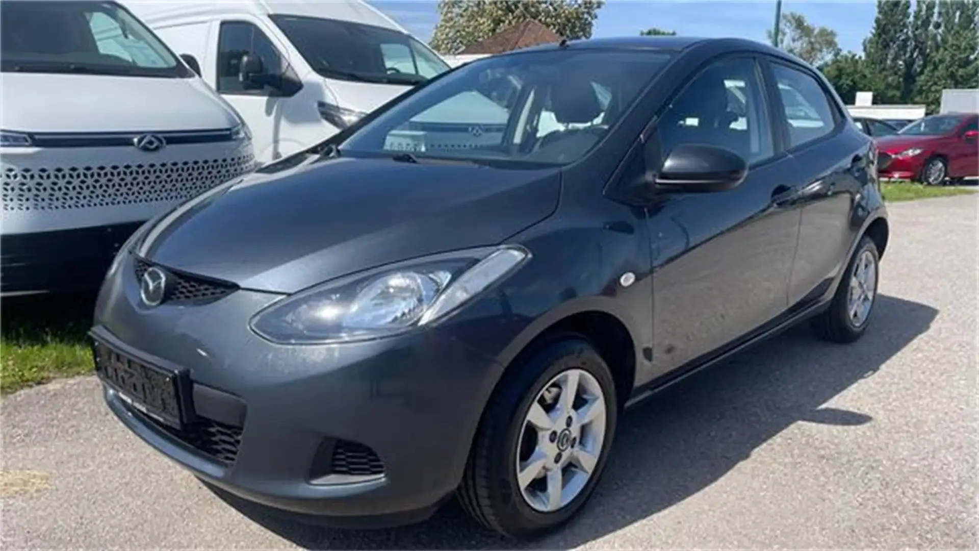 Mazda 2 1,3i CE Pro Grau - 1