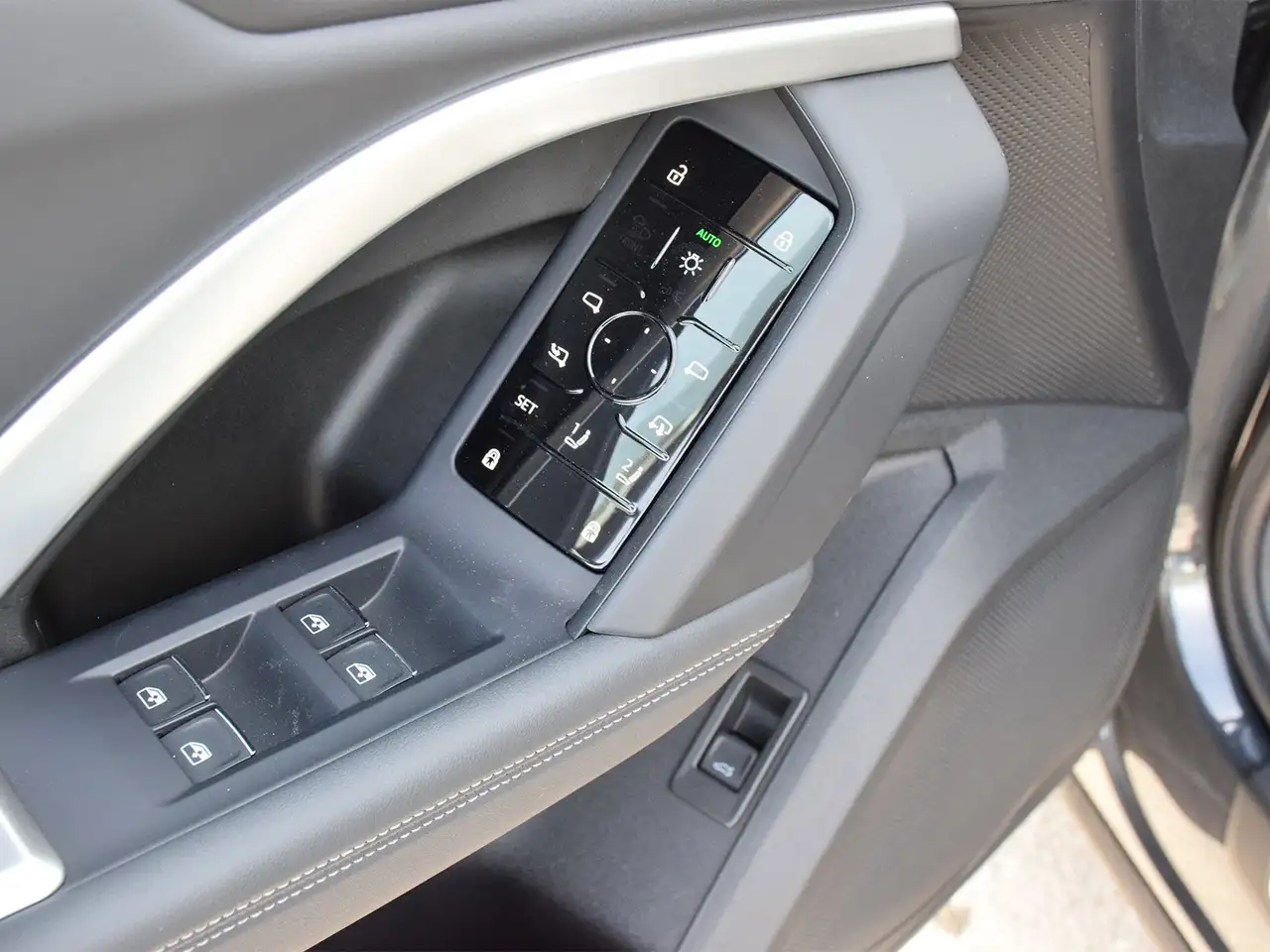 Audi Q5 снимка Audi Q5