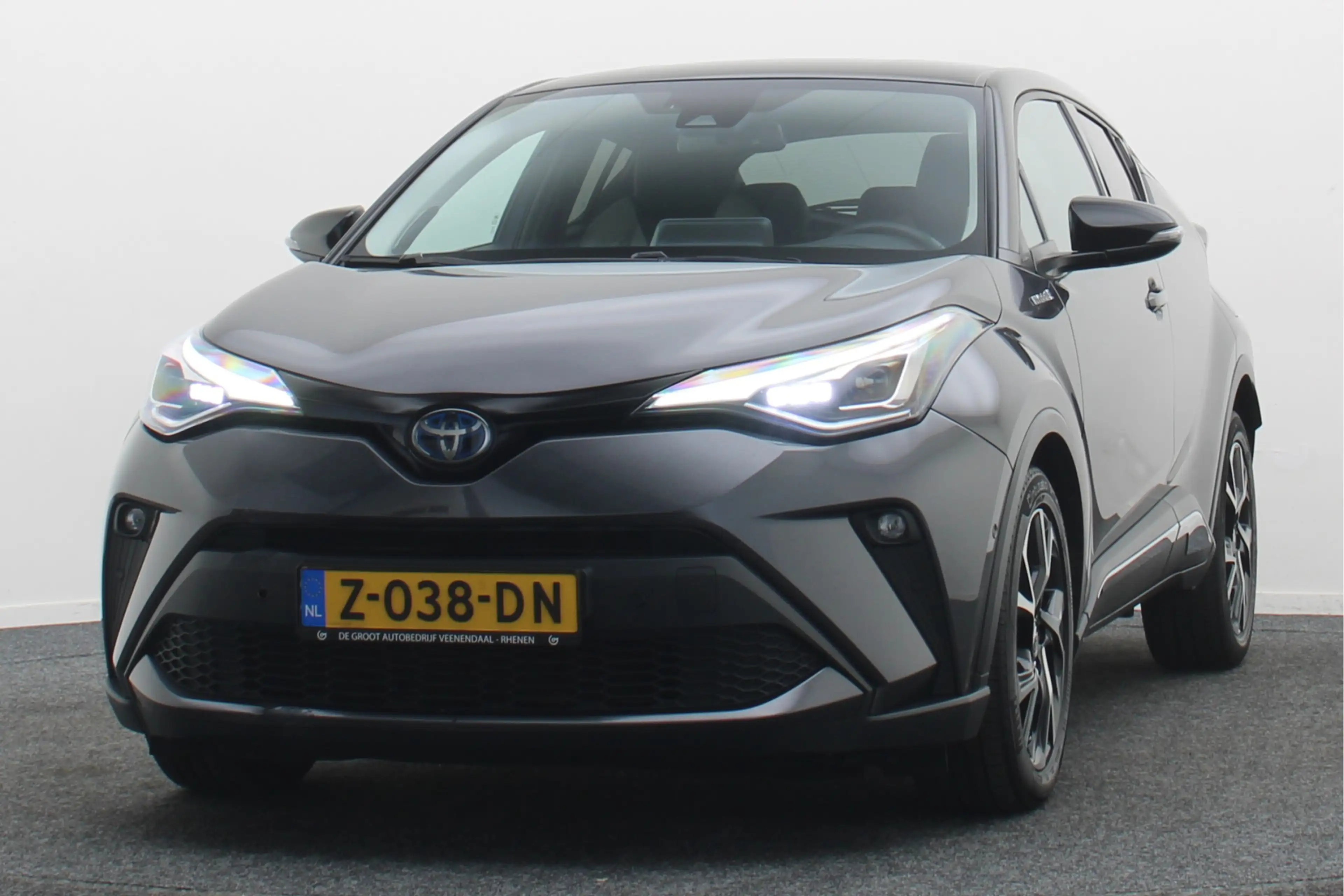 Toyota C-HR 1.8 Hybrid Style — photo 23