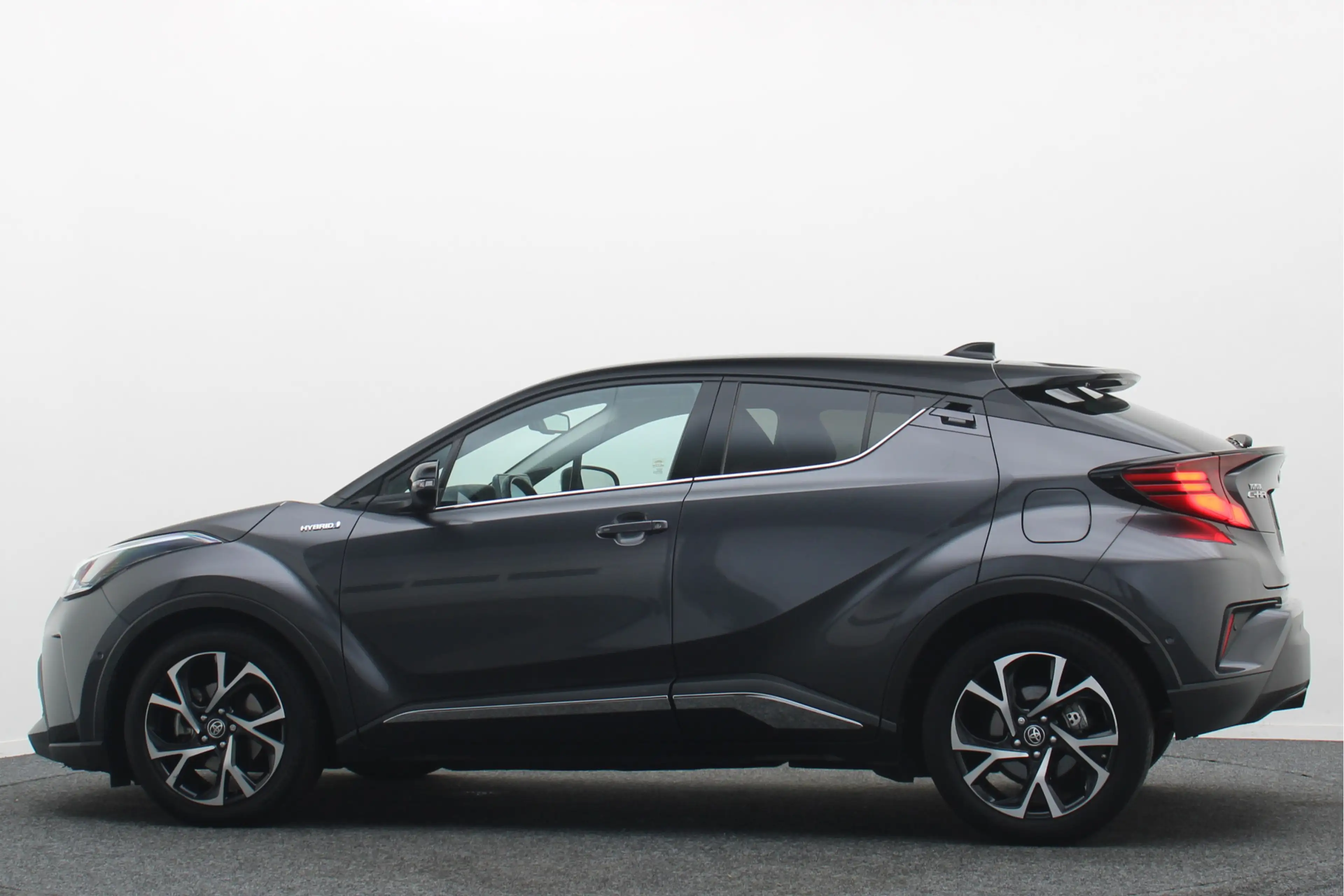 Toyota C-HR 1.8 Hybrid Style — photo 17