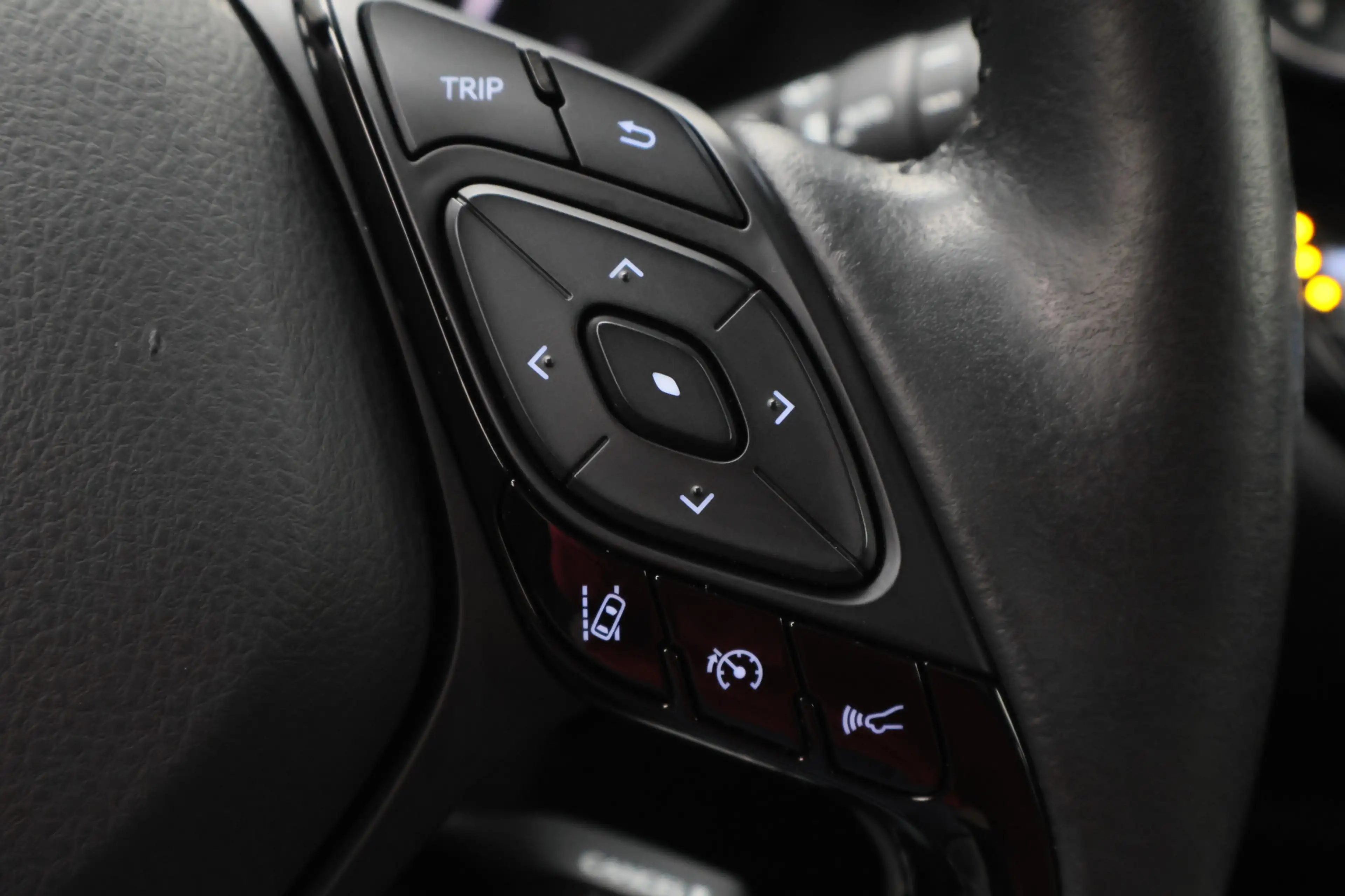 Toyota C-HR 1.8 Hybrid Style — photo 40