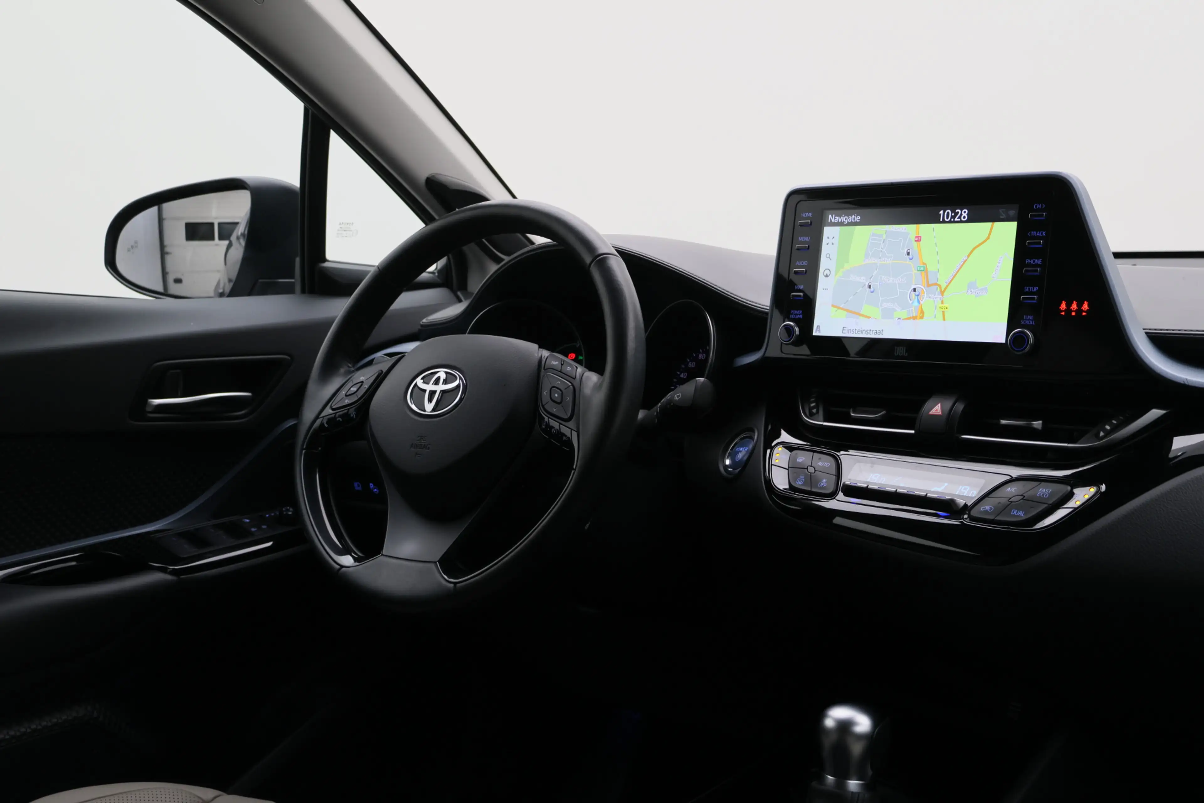 Toyota C-HR 1.8 Hybrid Style — photo 30