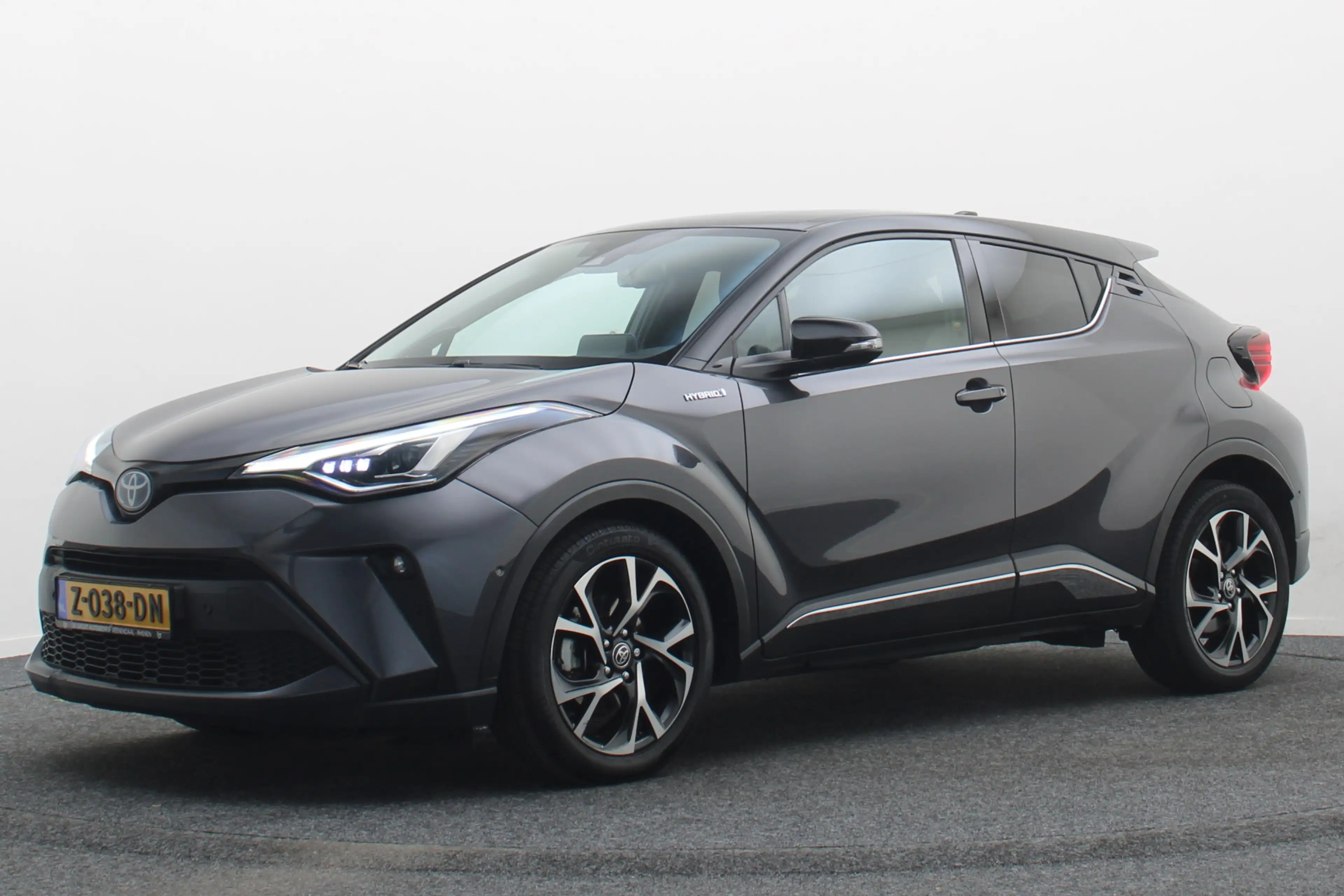 Toyota C-HR 1.8 Hybrid Style — photo 16