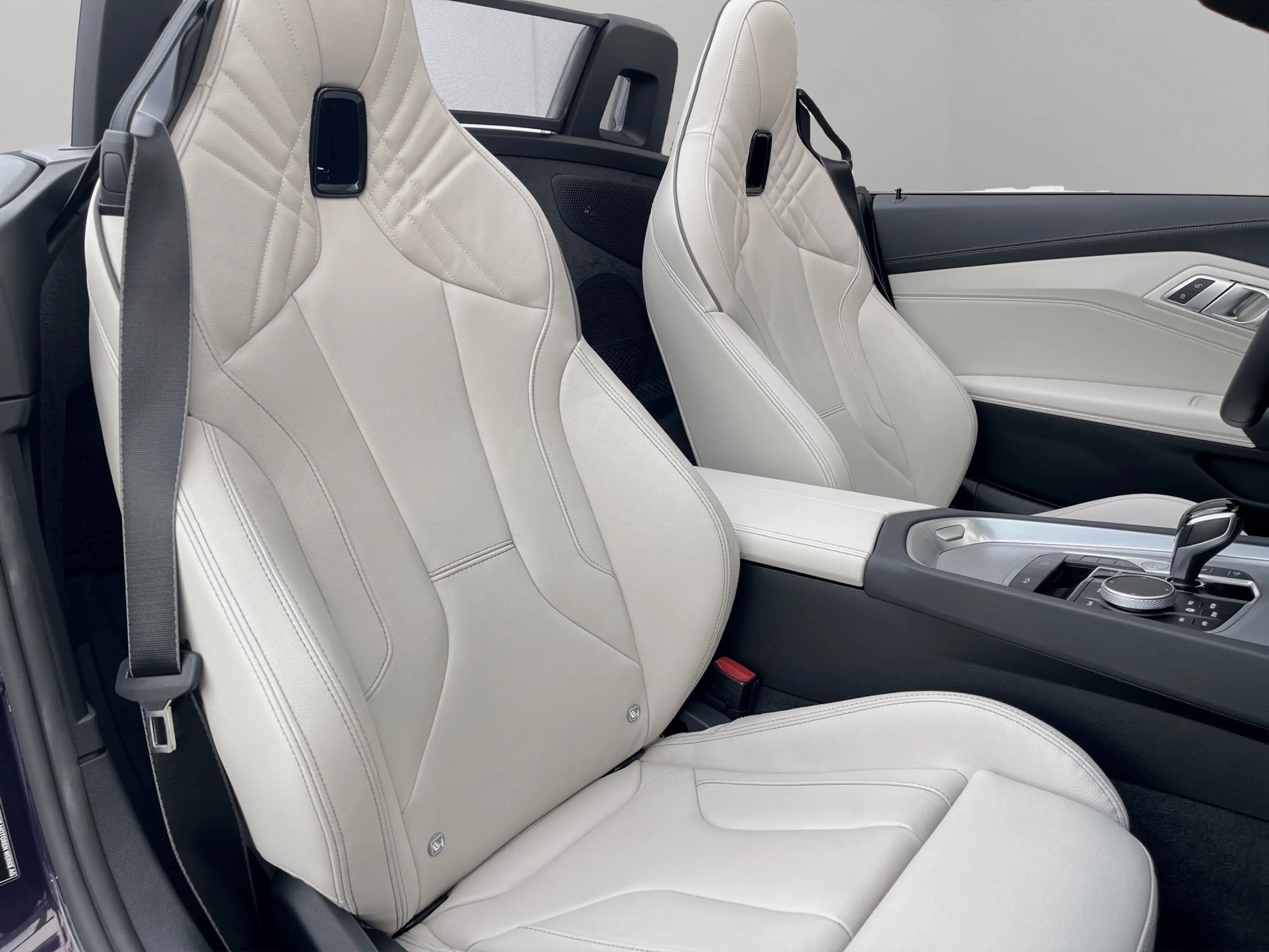 BMW Z4 M40i — photo 12