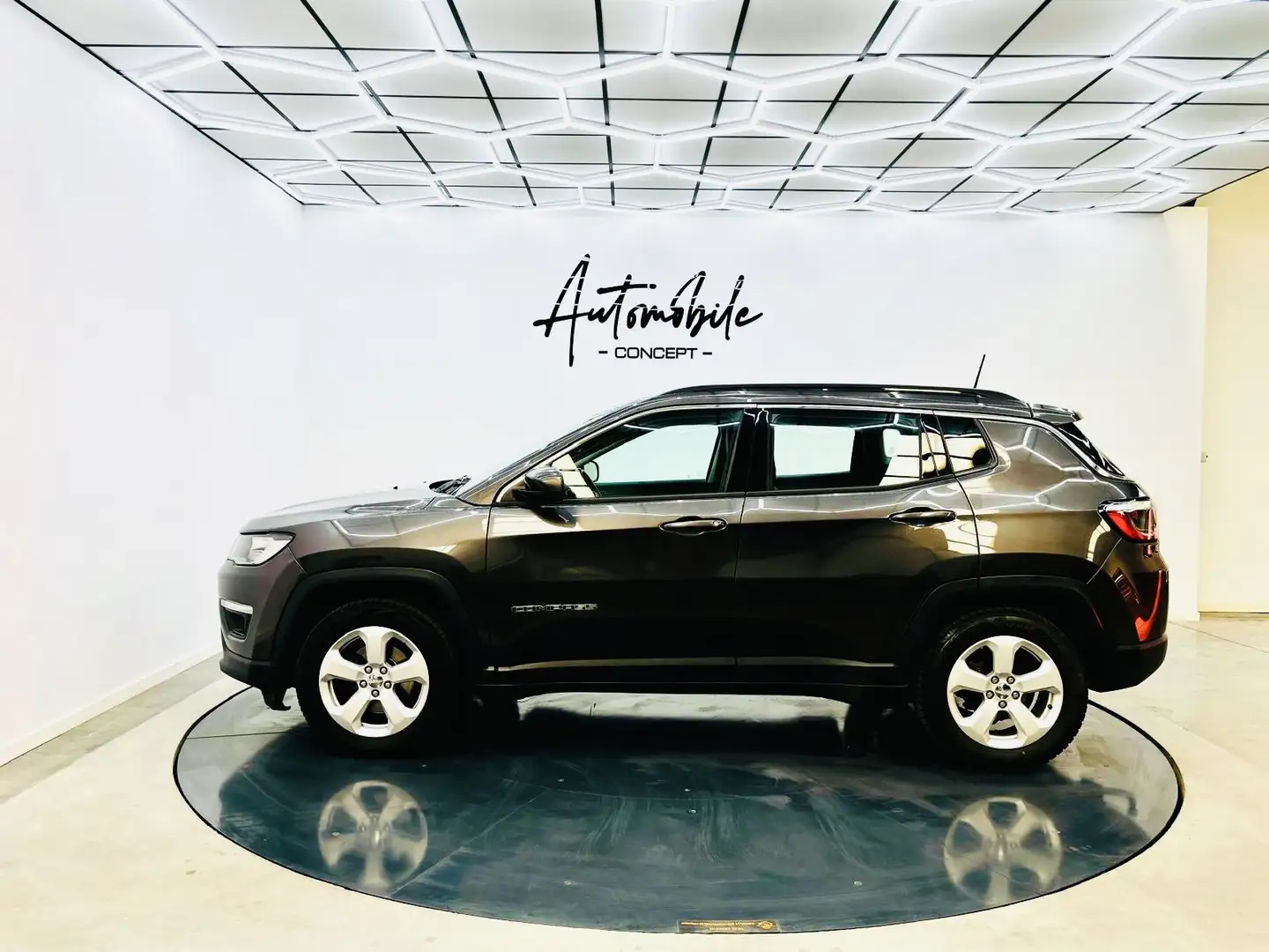 Jeep Compass ✅1AN GARANTIE✅1ER PROPRIO✅EURO 6B✅CAMERA DE RECUL Grau - 2