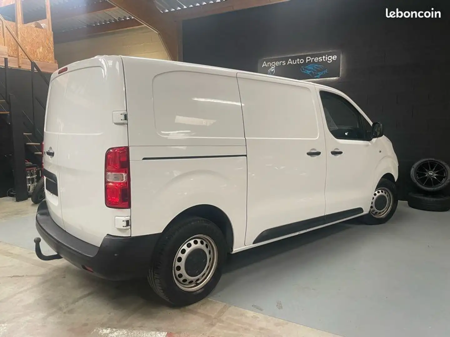 Peugeot Expert fourgon tole standard 2.0hdi 120 bvm6 Blanc - 2