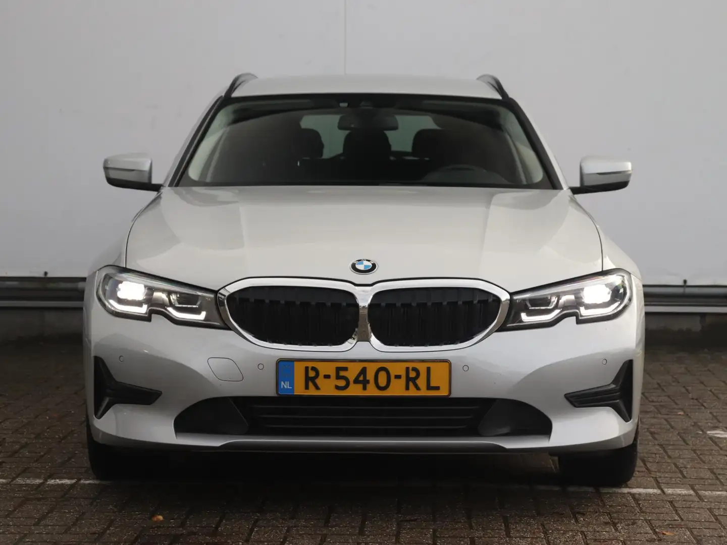 BMW 330 3-serie Touring 330e Business Edition Plus | Trekh Gris - 2