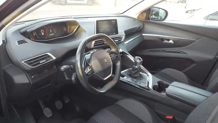 Peugeot 3008 2021, foto 5