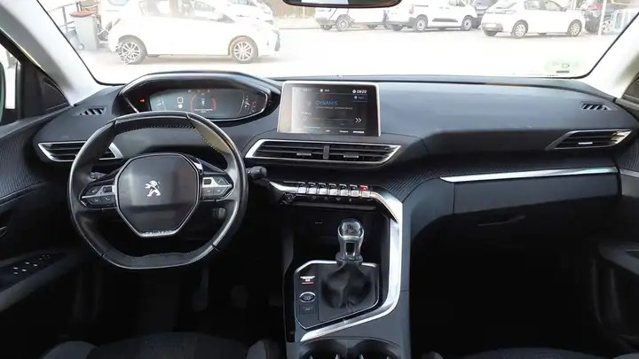 Peugeot 3008 2021, foto 8