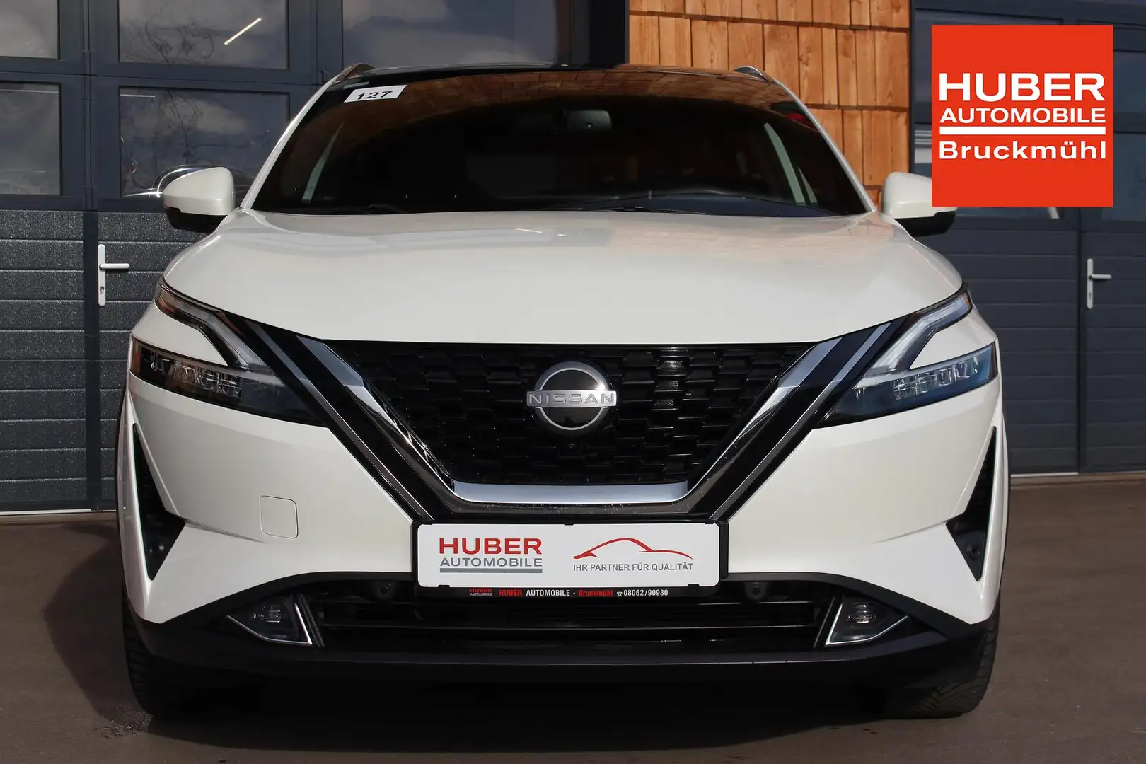 Nissan Qashqai 1.3 DIG-T MHEV Tekna+ PANO/KAMERA/ALLRAD 116 kW... Blanc - 2