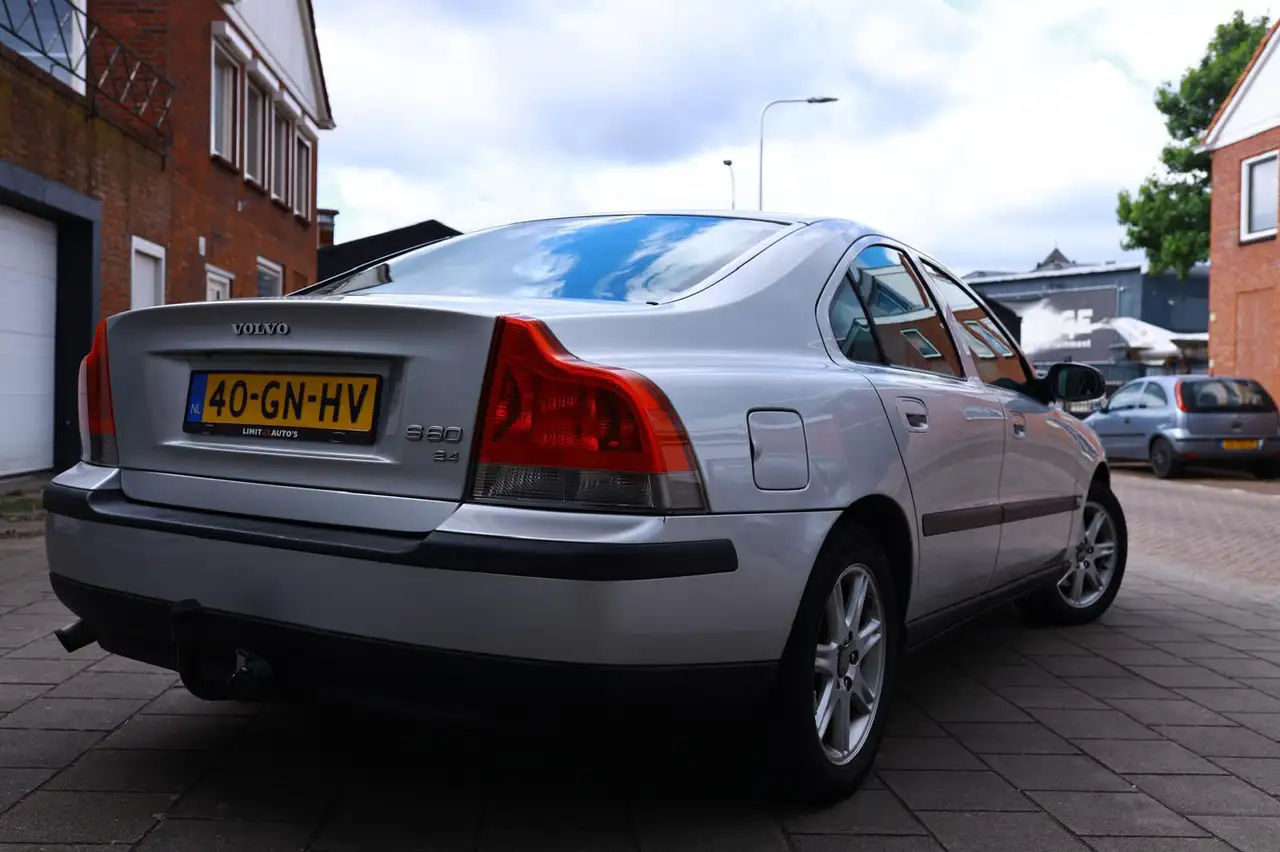 Volvo S60 2.4, foto 5
