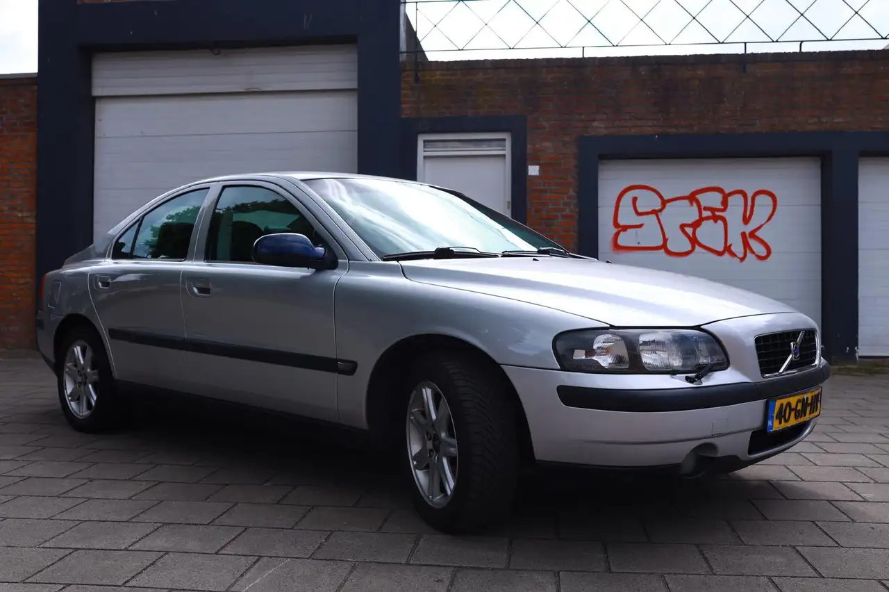 Volvo S60 2.4, foto 6