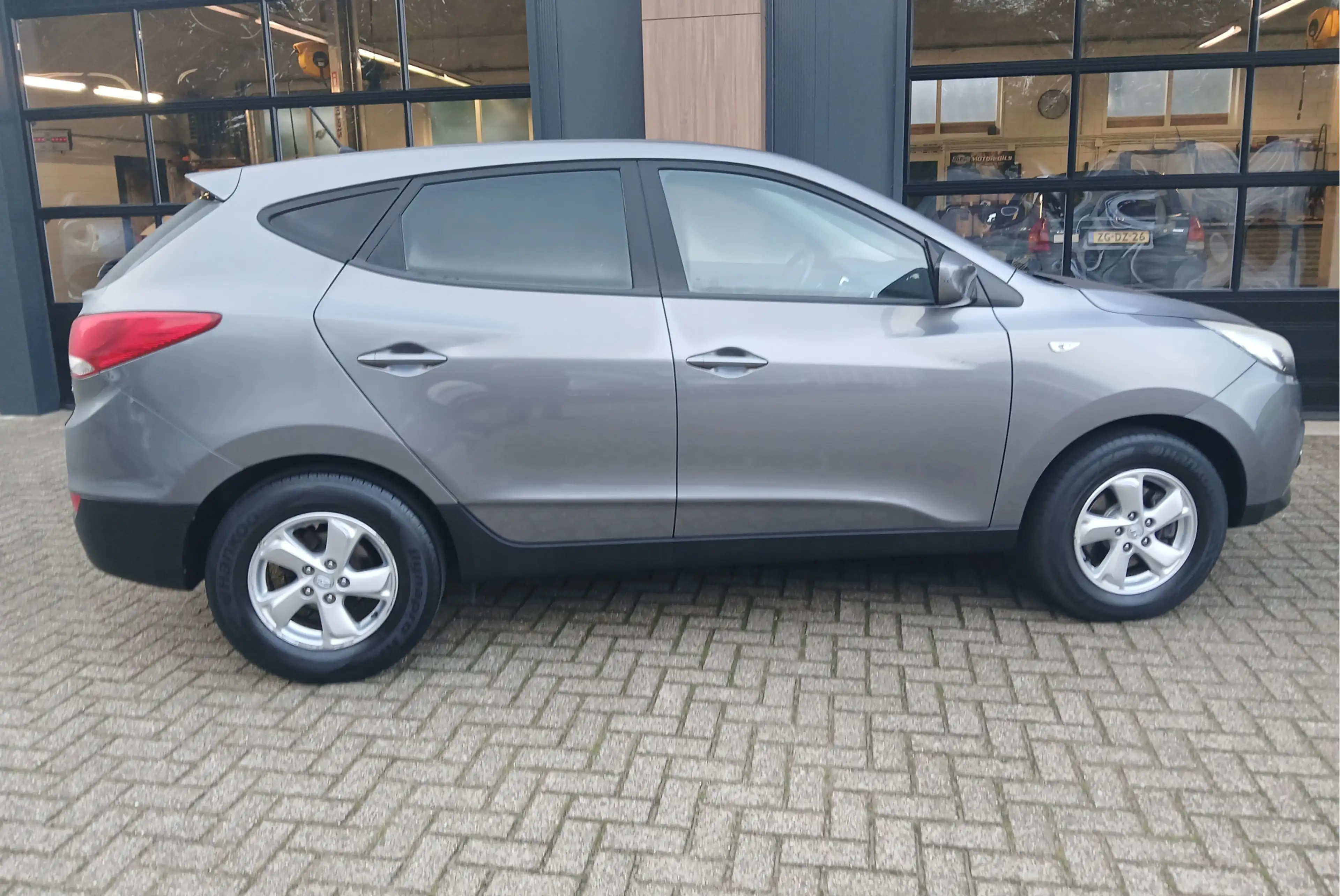 Hyundai iX35 2.0i Dynamic — photo 4