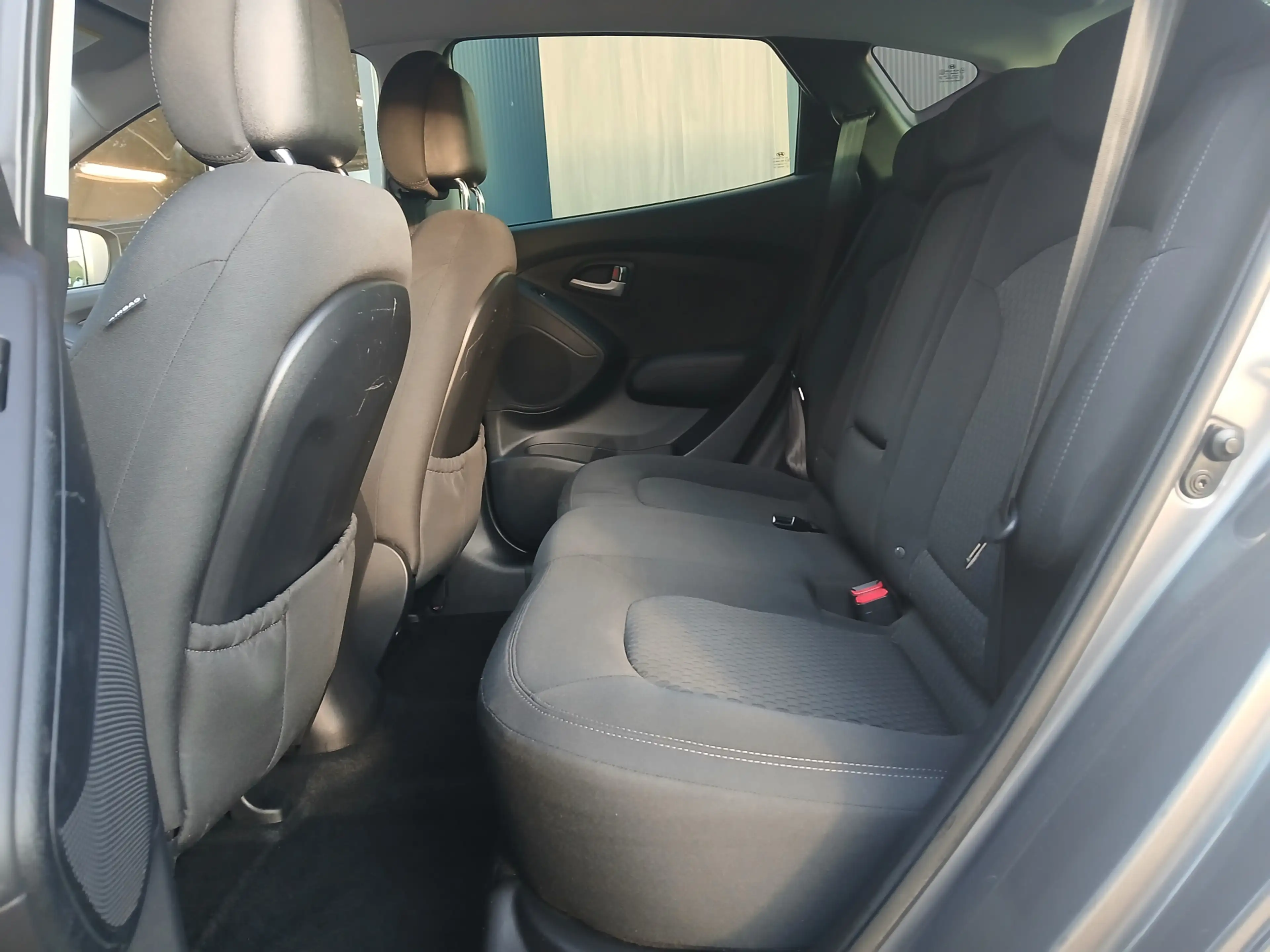 Hyundai iX35 2.0i Dynamic — photo 7
