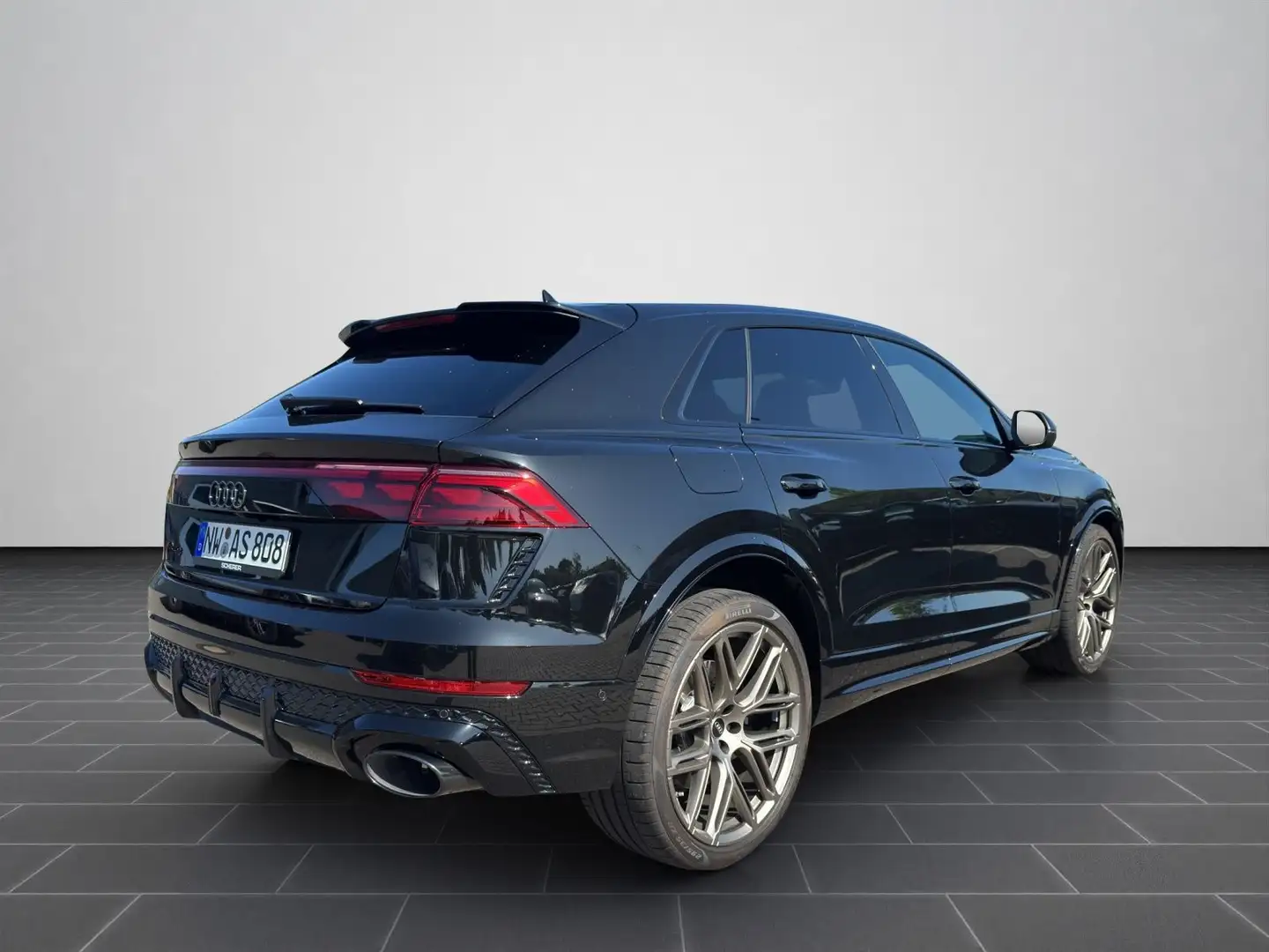 Audi RS Q8 Fahrwerkspaket Advanced * HD Matrix * RS-A Schwarz - 2