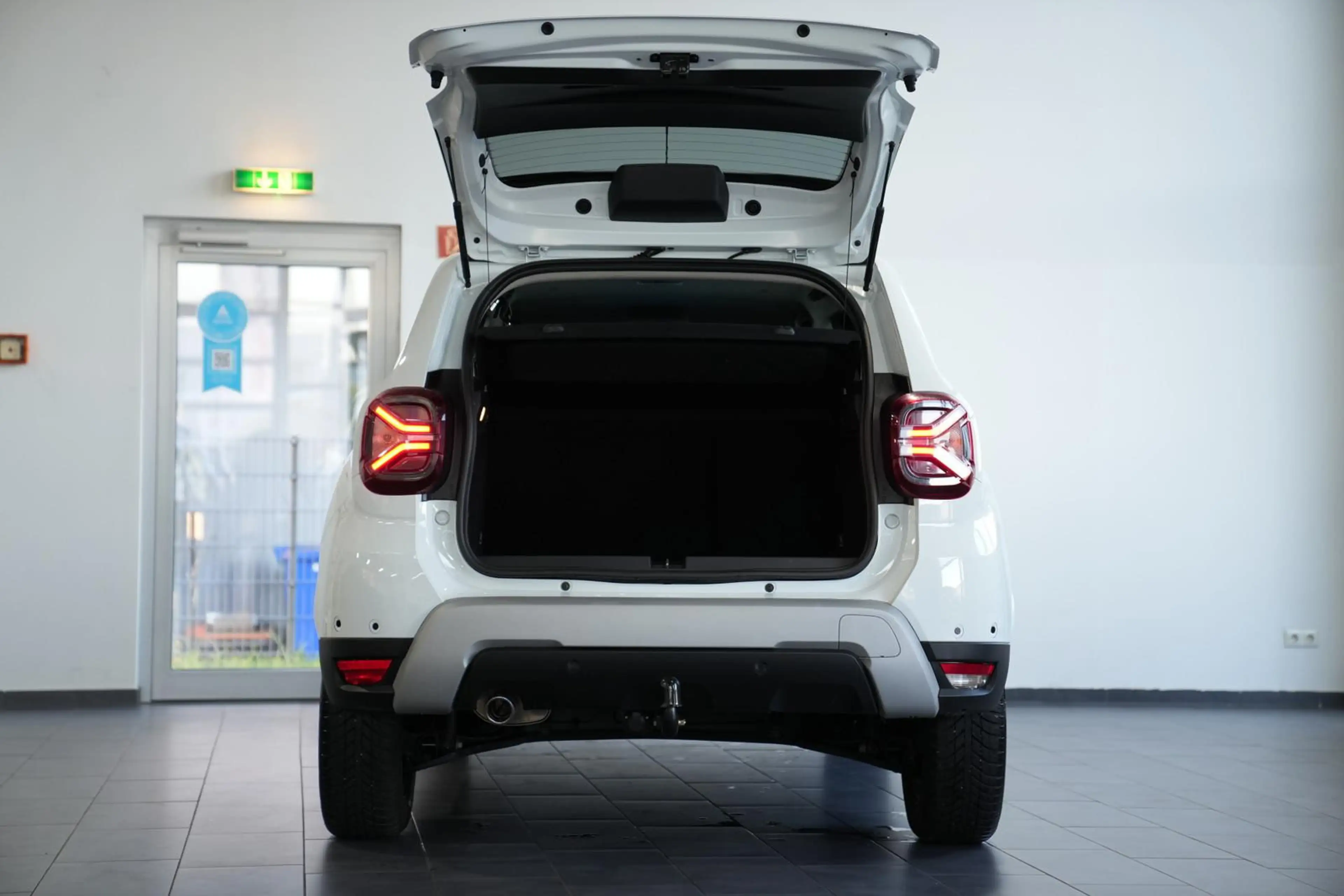 Dacia Duster II Prestige *AUT*NAV*LED* — photo 9