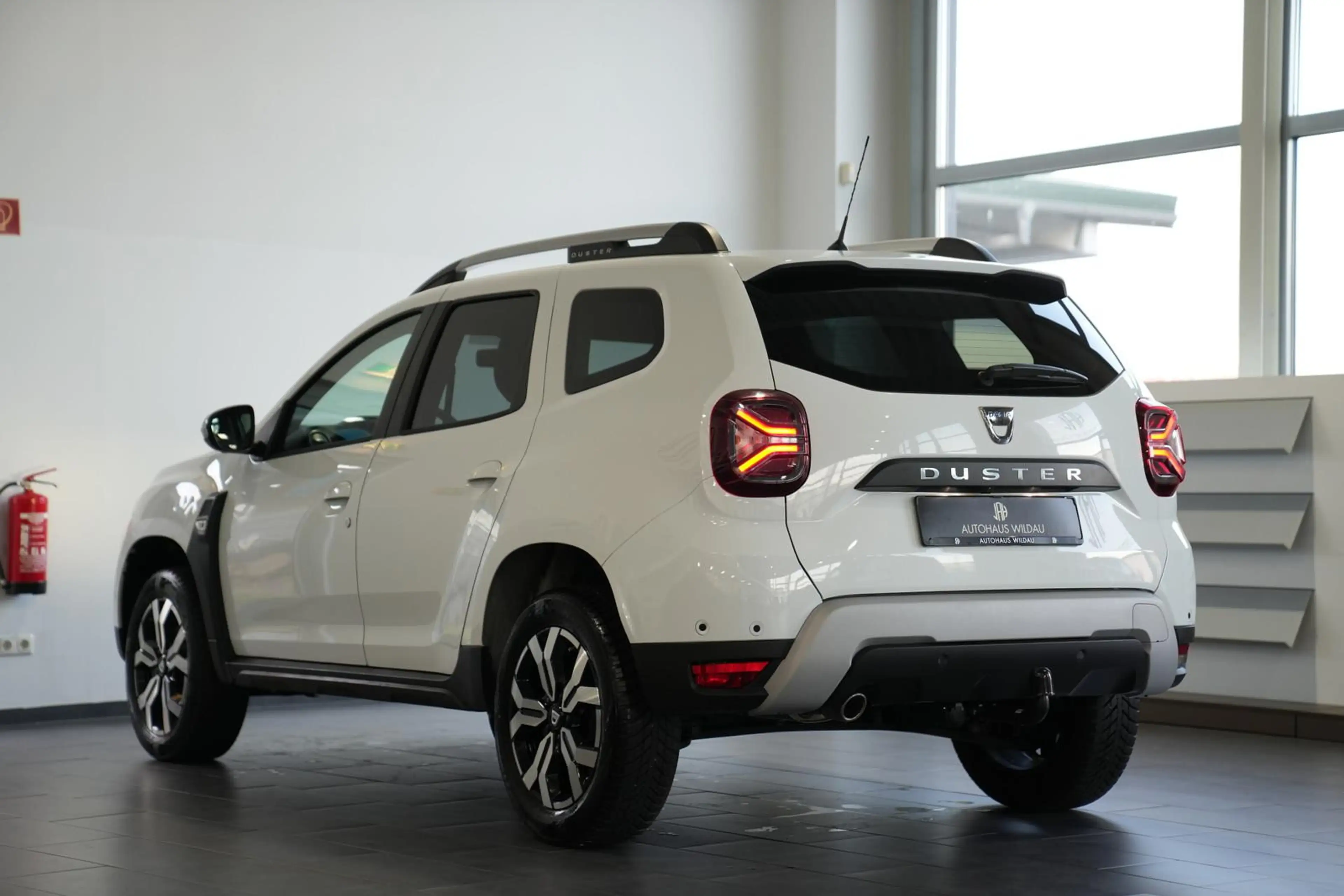 Dacia Duster II Prestige *AUT*NAV*LED* — photo 10