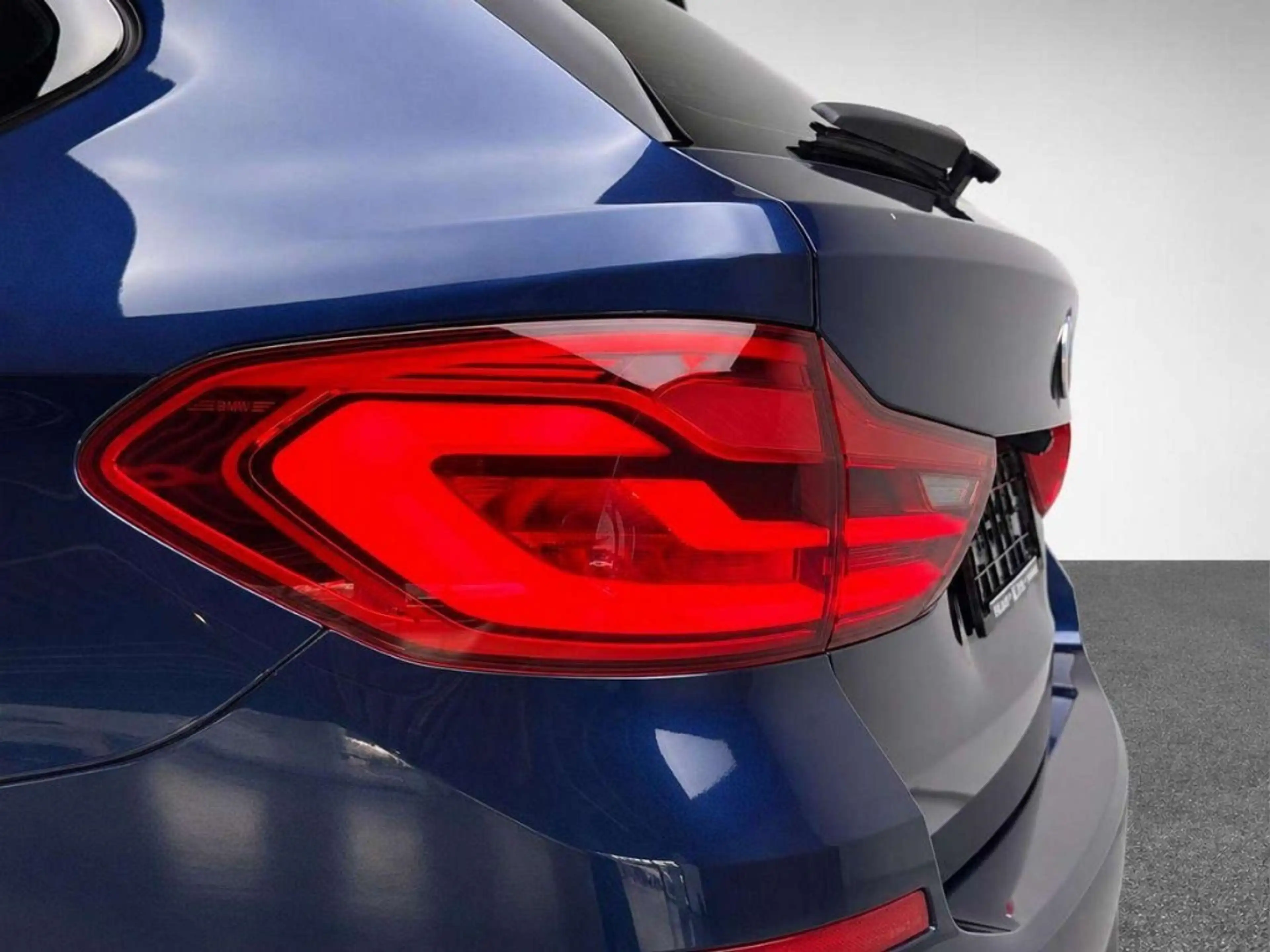 BMW 540 Luxury Line i xDrive Touring Komfortsitze HUD — photo 9
