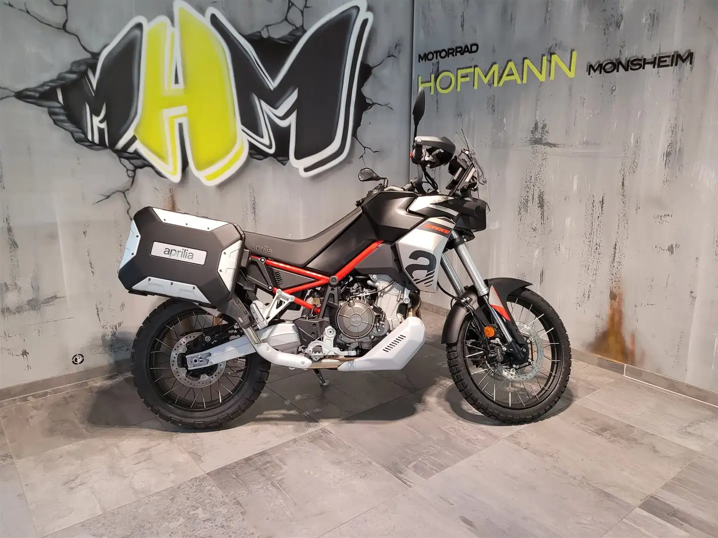 Aprilia Tuareg mit Zubehör! SC Project + Koffersatz - Tageszulass Чорний - 1