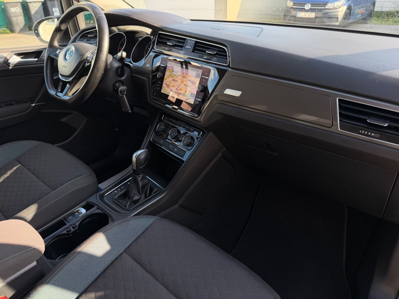 Volkswagen Touran IQ.DRIVE 7SITZER|ACC|SPUR|BLINDSPOT|LED — photo 10