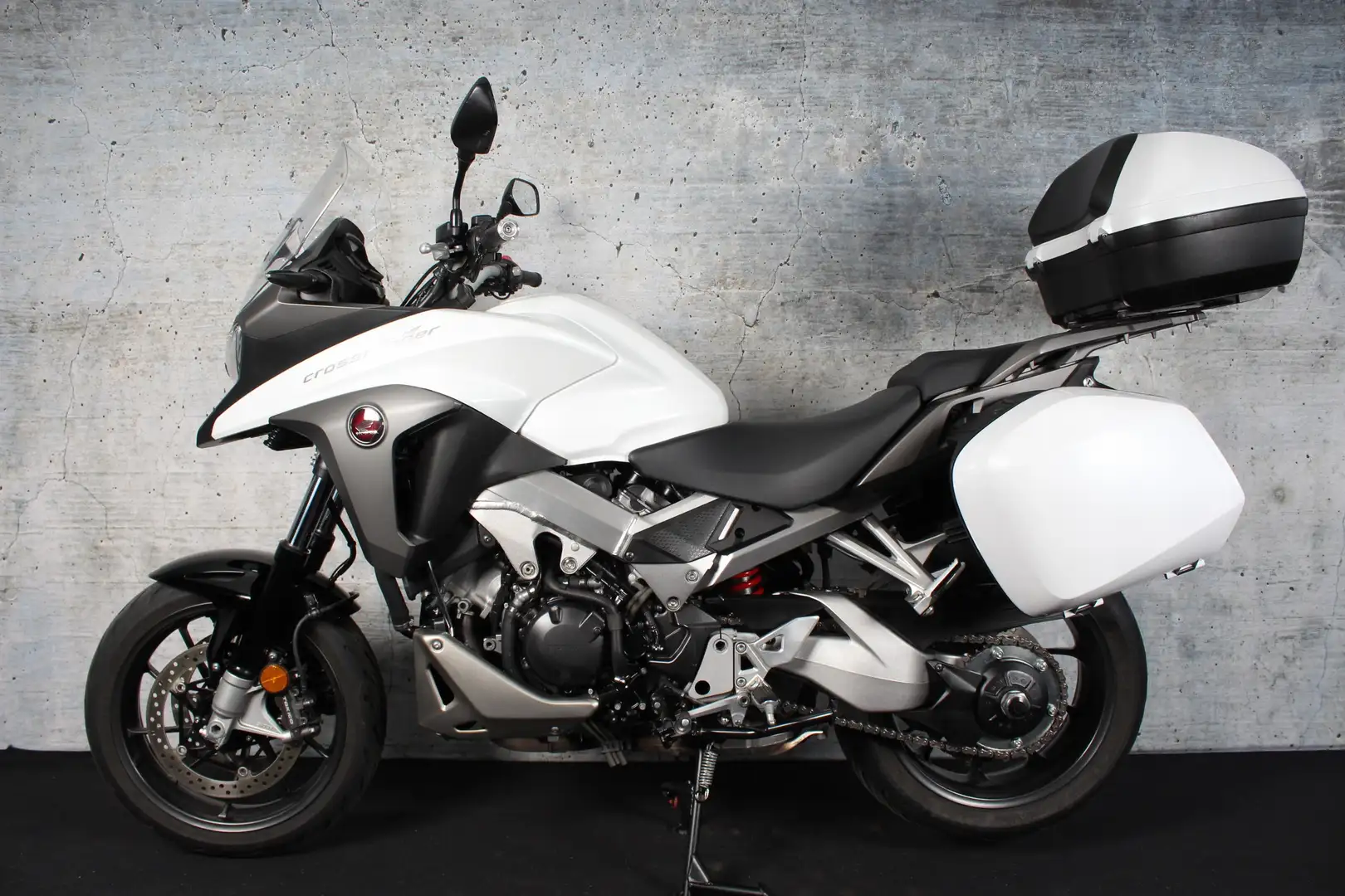 Honda VFR 800 X Crossrunner ABS Bílá - 2