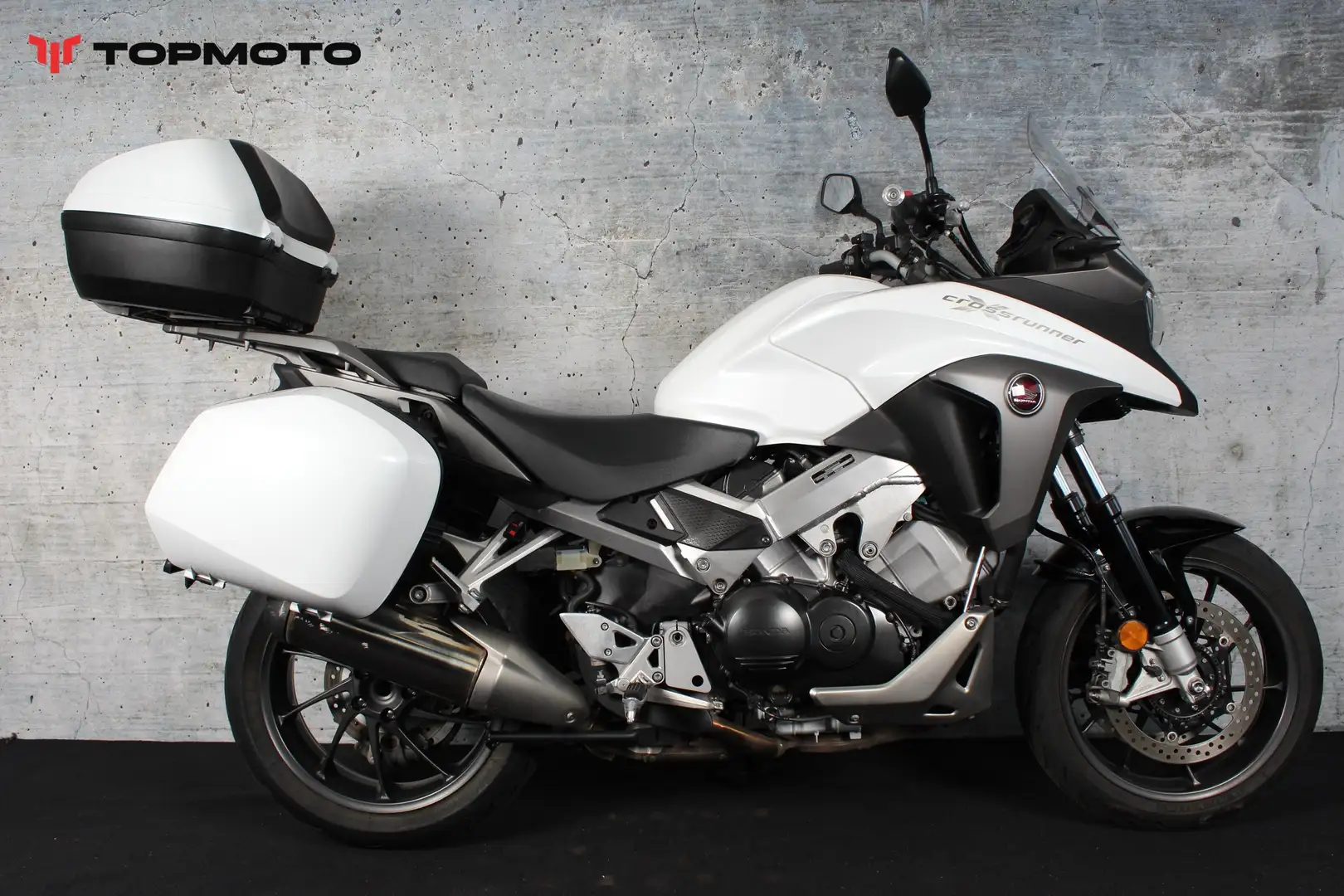 Honda VFR 800 X Crossrunner ABS Bílá - 1