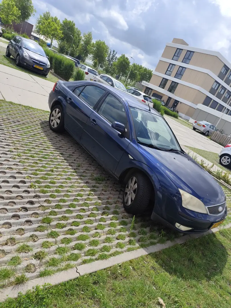 Ford Mondeo 2.0-16V First Edition Azul - 1