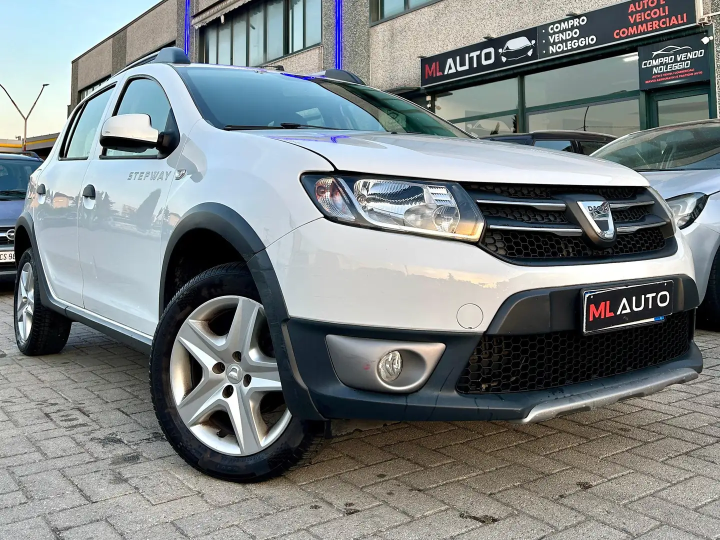 Dacia Sandero Sandero Stepway 0.9 tce turbo Gpl s Blanc - 1